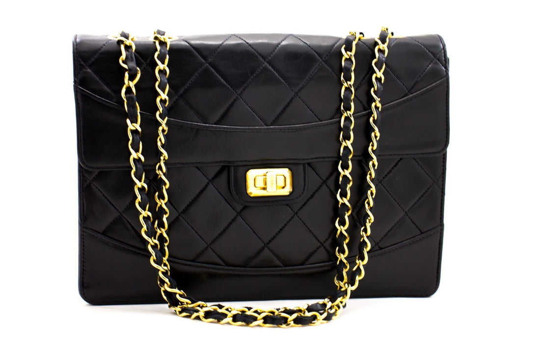 CHANEL Vintage Classic Chain Shoulder Bag Black Quilted Flap Lamb c20 - Shoulder Bag