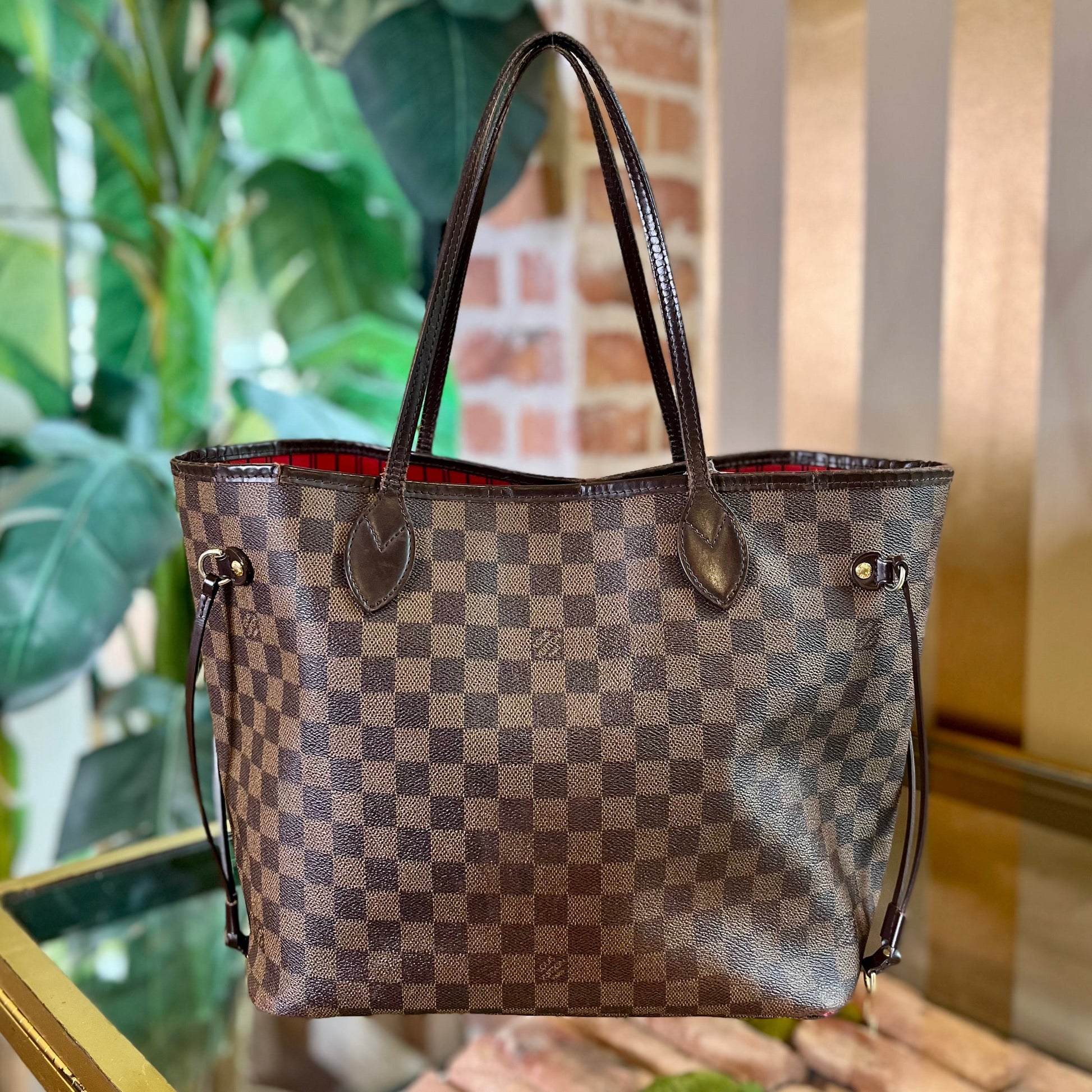 LOUIS VUITTON Neverfull MM Damier Ebene Cherry Tote - Tote