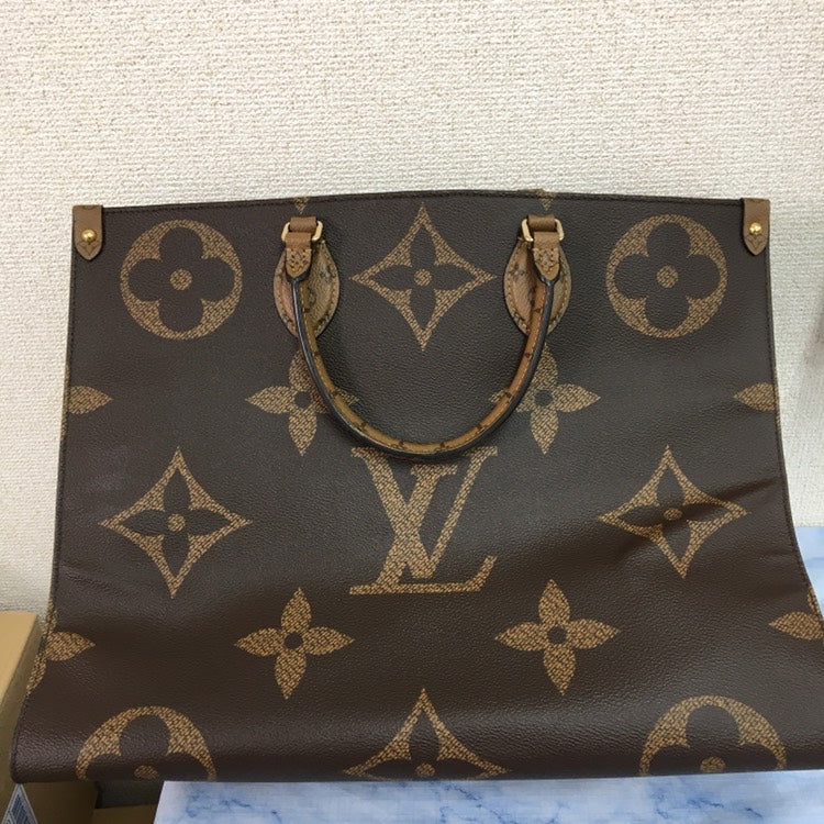 Louis Vuitton On The Go MM Coated Canvas Tote Bag,Brown - Handbags - 2