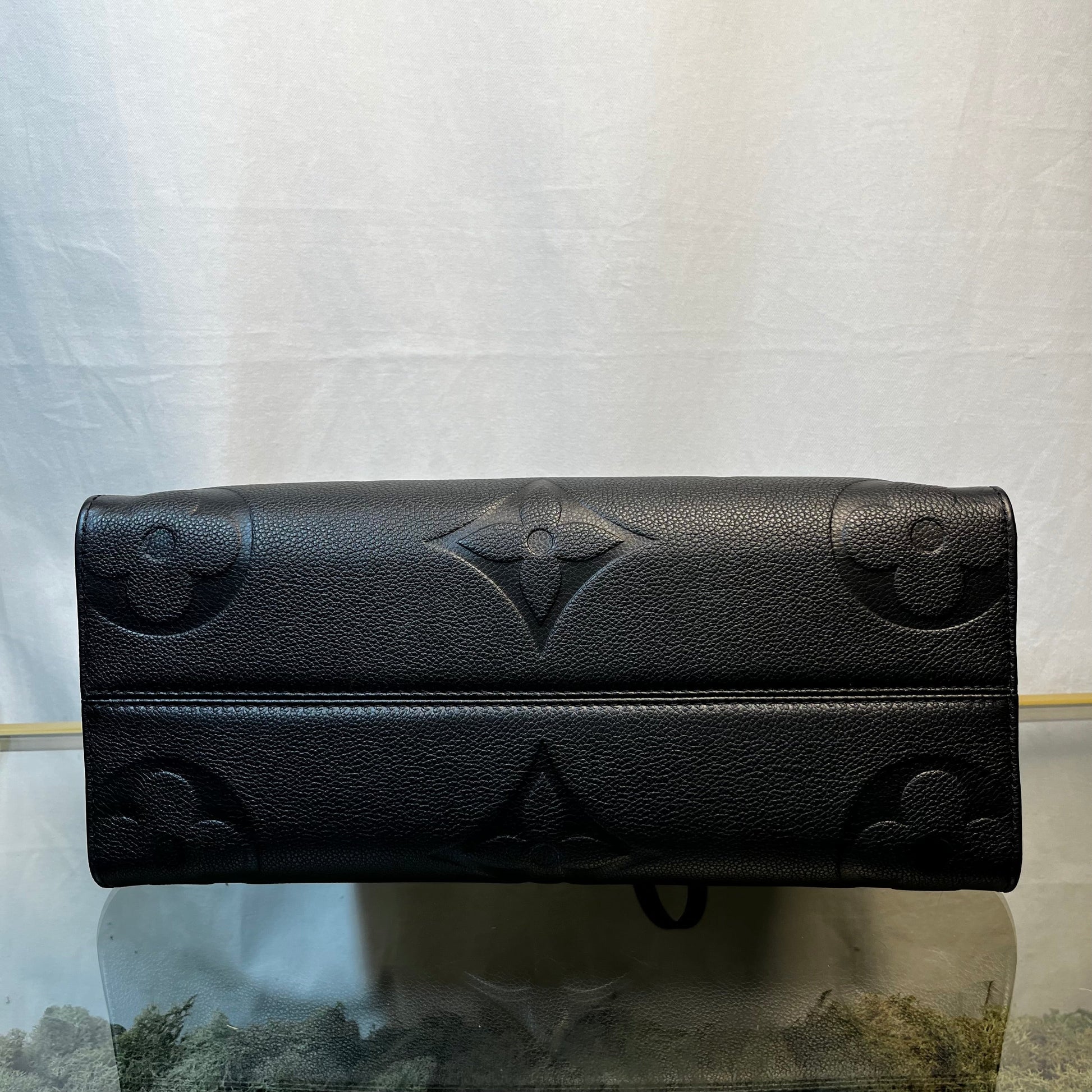 LOUIS VUITTON Onthego MM Black Empreinte Giant Monogram Tote Bag - Tote - 4
