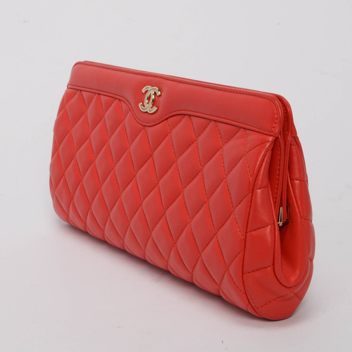 chl Red Quilted Lambskin Frame Clutch - Handbag & Wallet Accessories - 2