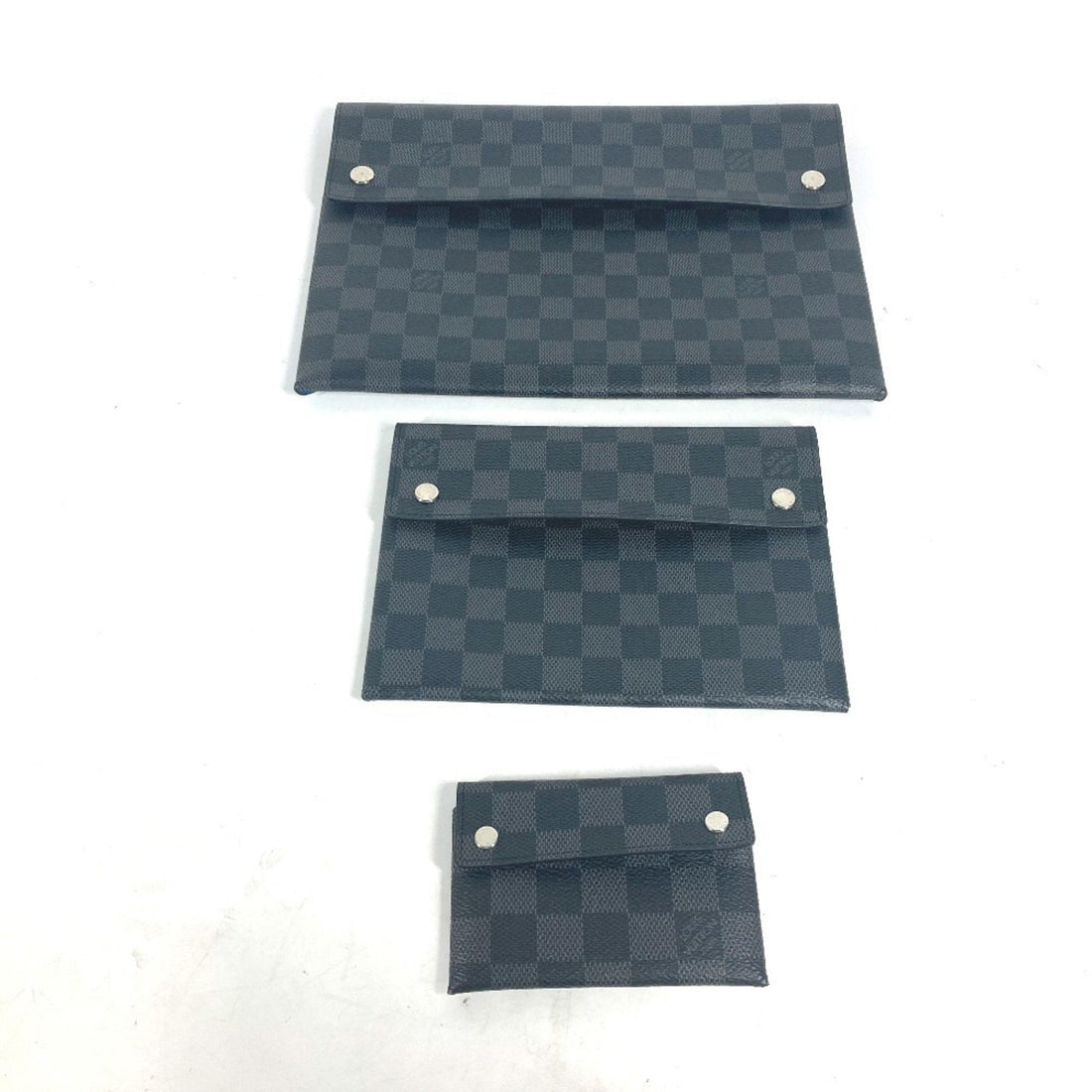 Louis Vuitton Black Damier Graphite Clutch Bag Pouch (Pre-Owned) - Womens > Womens Handbags > Womens Clutches & Evening Bags