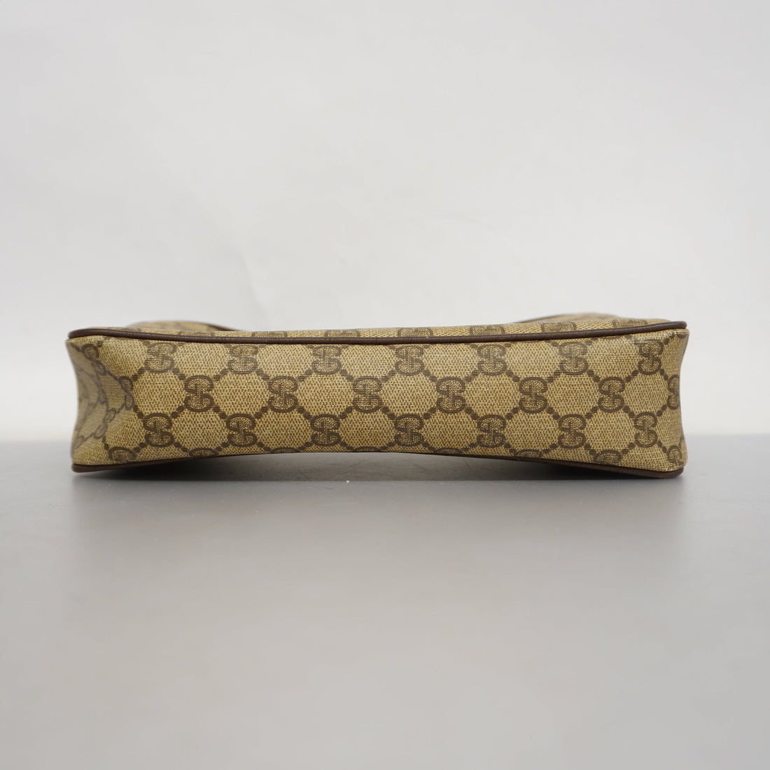 Gucci  Clutch Bag 89.01.044 Women's GG Supreme Clutch Bag Beige,Brown - Gucci