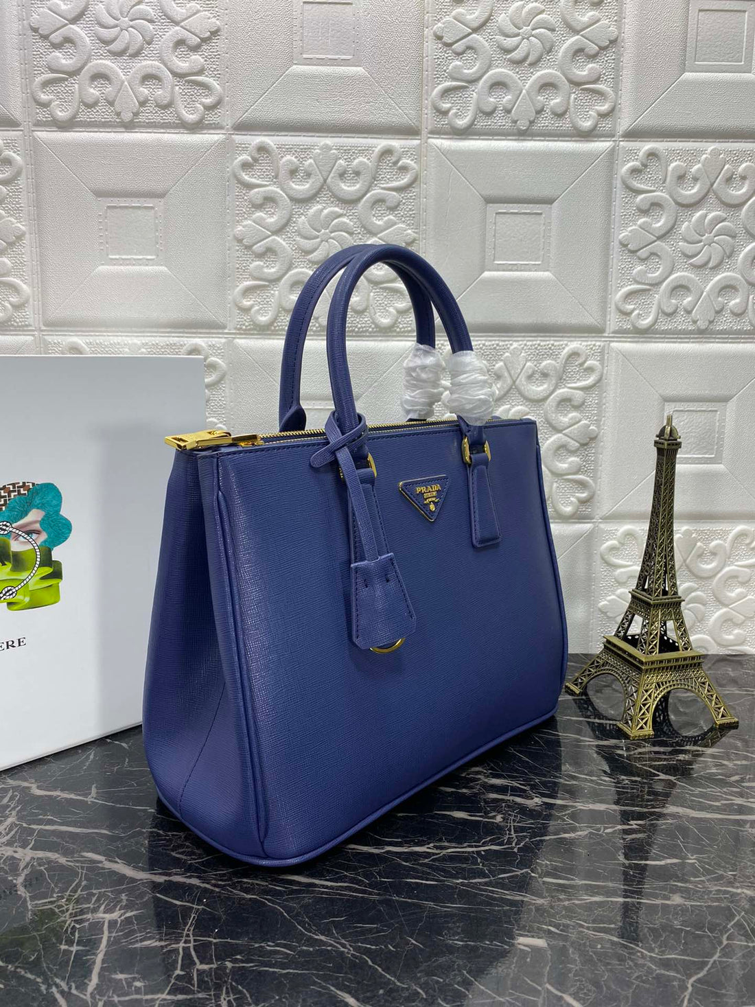 PRA GALLERIA 32 TASCHE AUS SAFFIANOLEDER IN MARINEBLAU