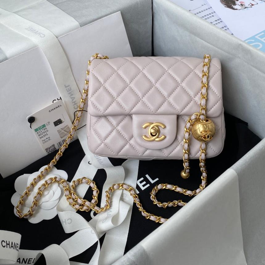 CHANEL Classic Mini Flap Bag 17cm Pastel Pink Lambskin Gold Hardware - bag