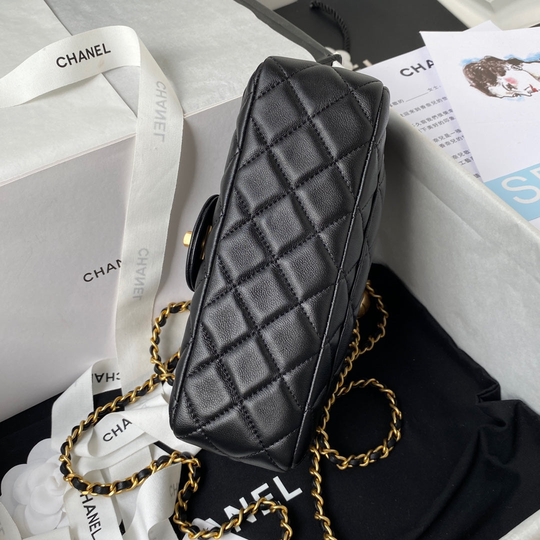 CHANEL Classic Mini Flap Bag 20cm black lambskin gold hardware - bag