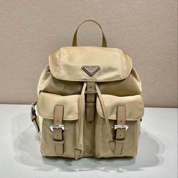 KLEINER RUCKSACK 28 AUS SCHNÜRSENKEL-STOFF IN BEIGE FALLSCHIRMSTOFF