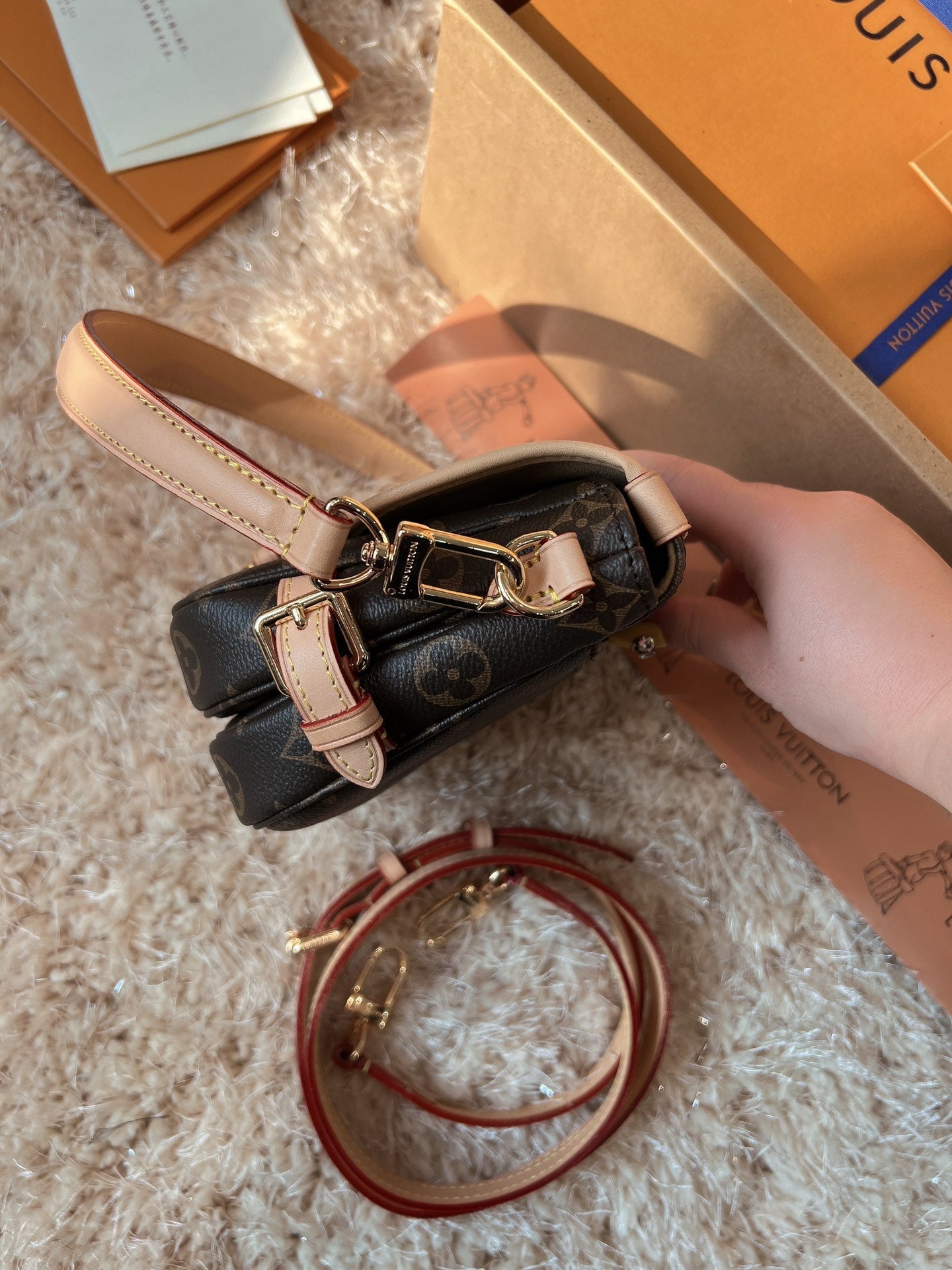 Studio Nafay 181907 Luxury Bags(20*16*7.5)cm