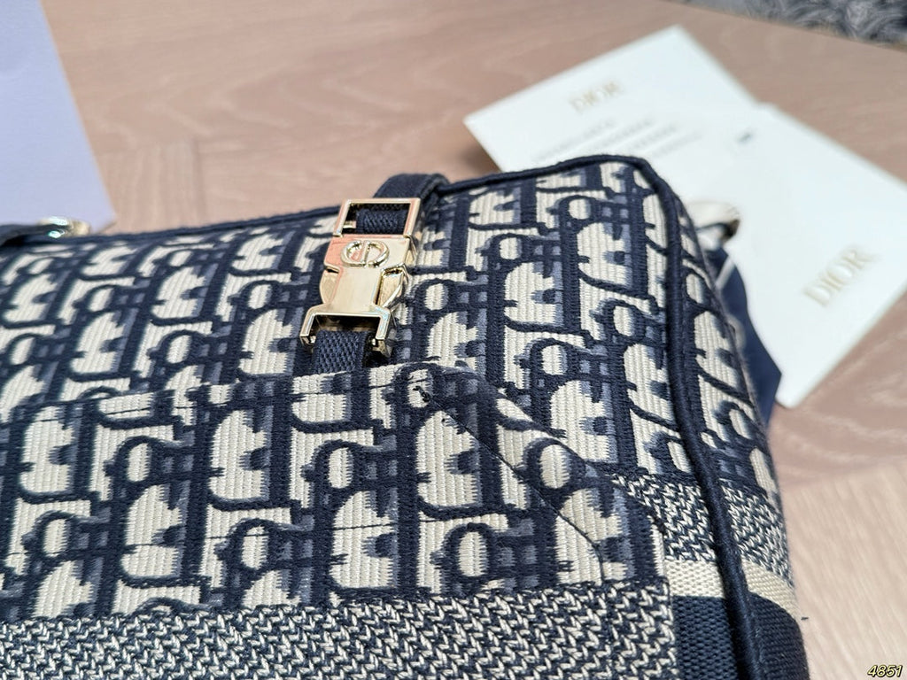 Studio Nafay 181939 Luxury Bags 29*22cm