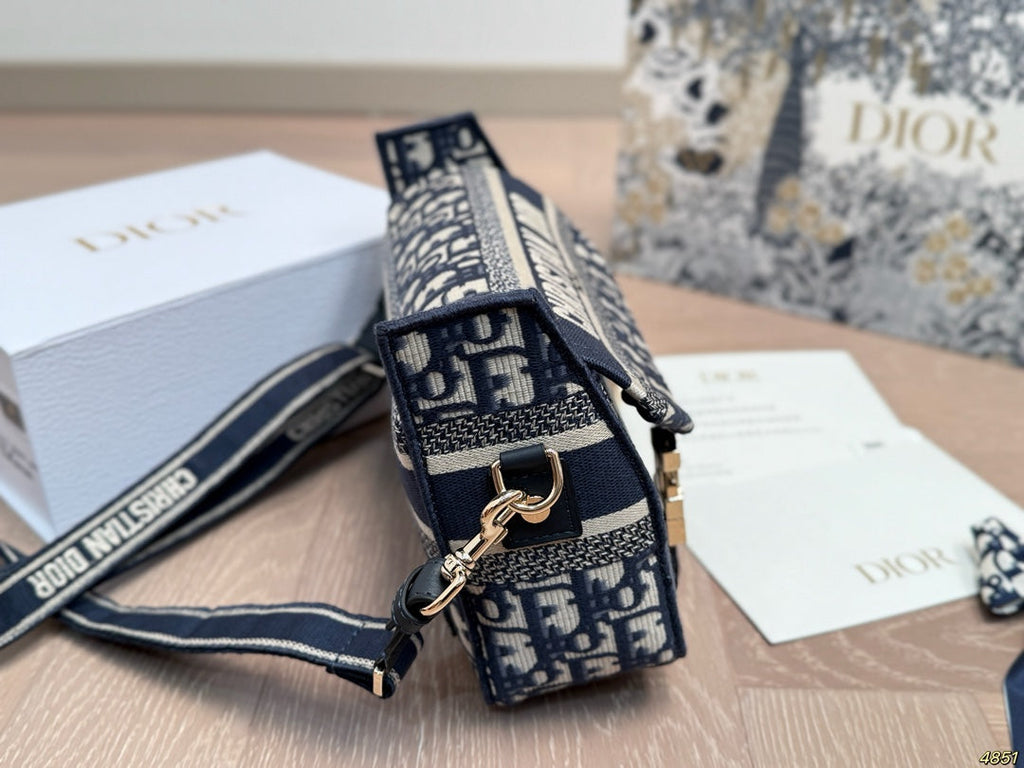 Studio Nafay 181940 Luxury Bags 23*15cm