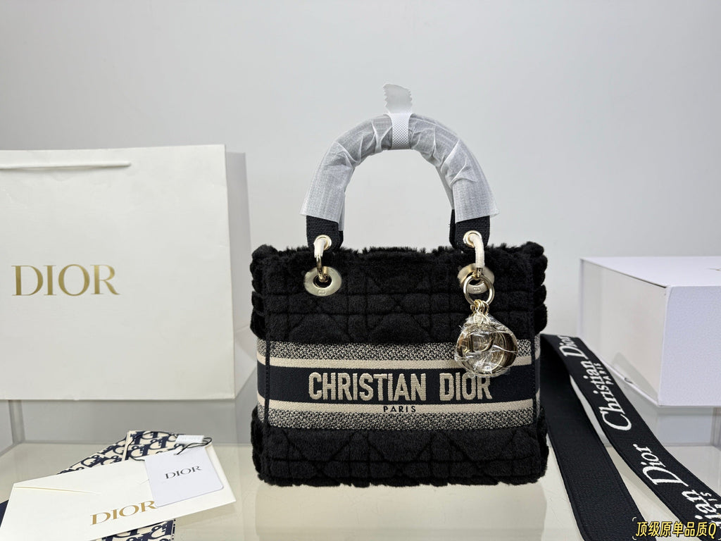 Studio Nafay 181941 Luxury Bags 24*20cm