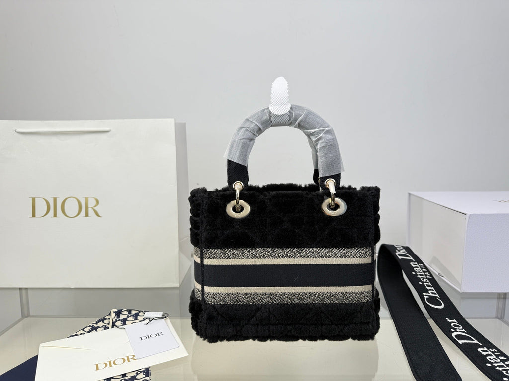 Studio Nafay 181941 Luxury Bags 24*20cm