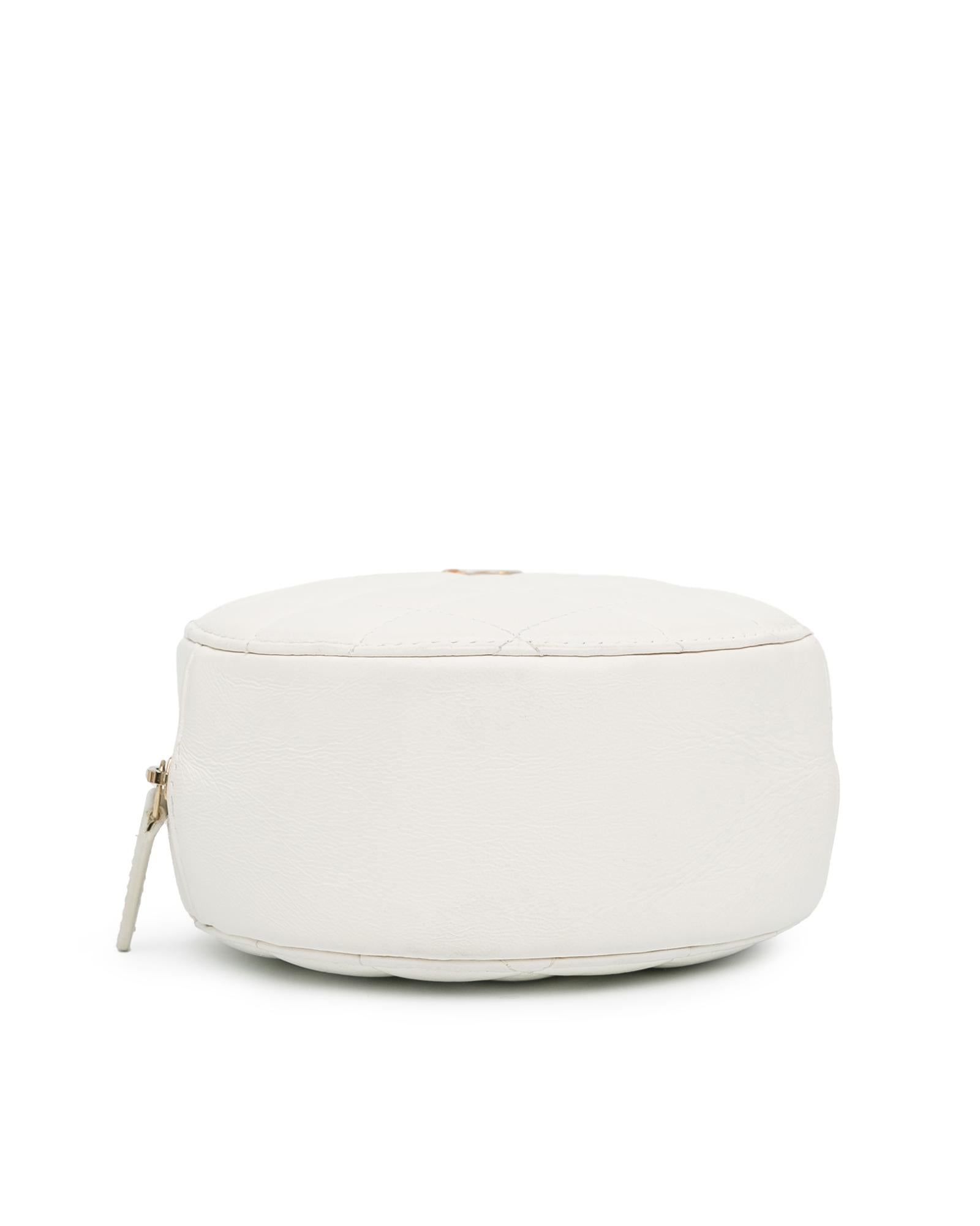 Quilted Lambskin Pearl Crush Round Clutch with Chain - Handbags, Wallets & Cases - 4