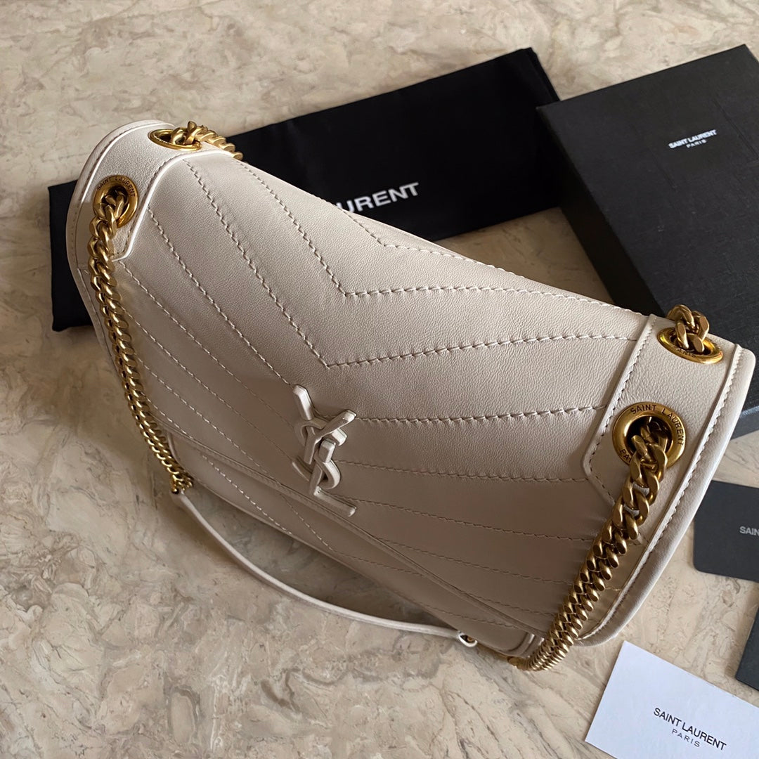 YSL Niki Medium Chain Bag In Lambskin Blanc Vintage - 28 X 20 X 8,5 CM