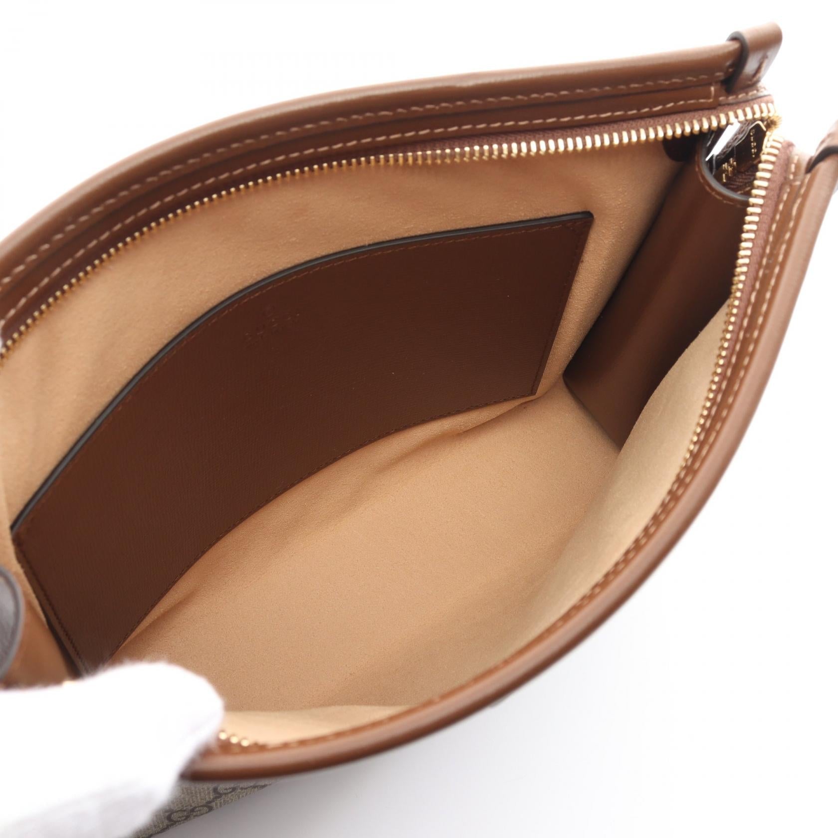 Gucci Interlocking G GG Supreme Clutch Bag - 3