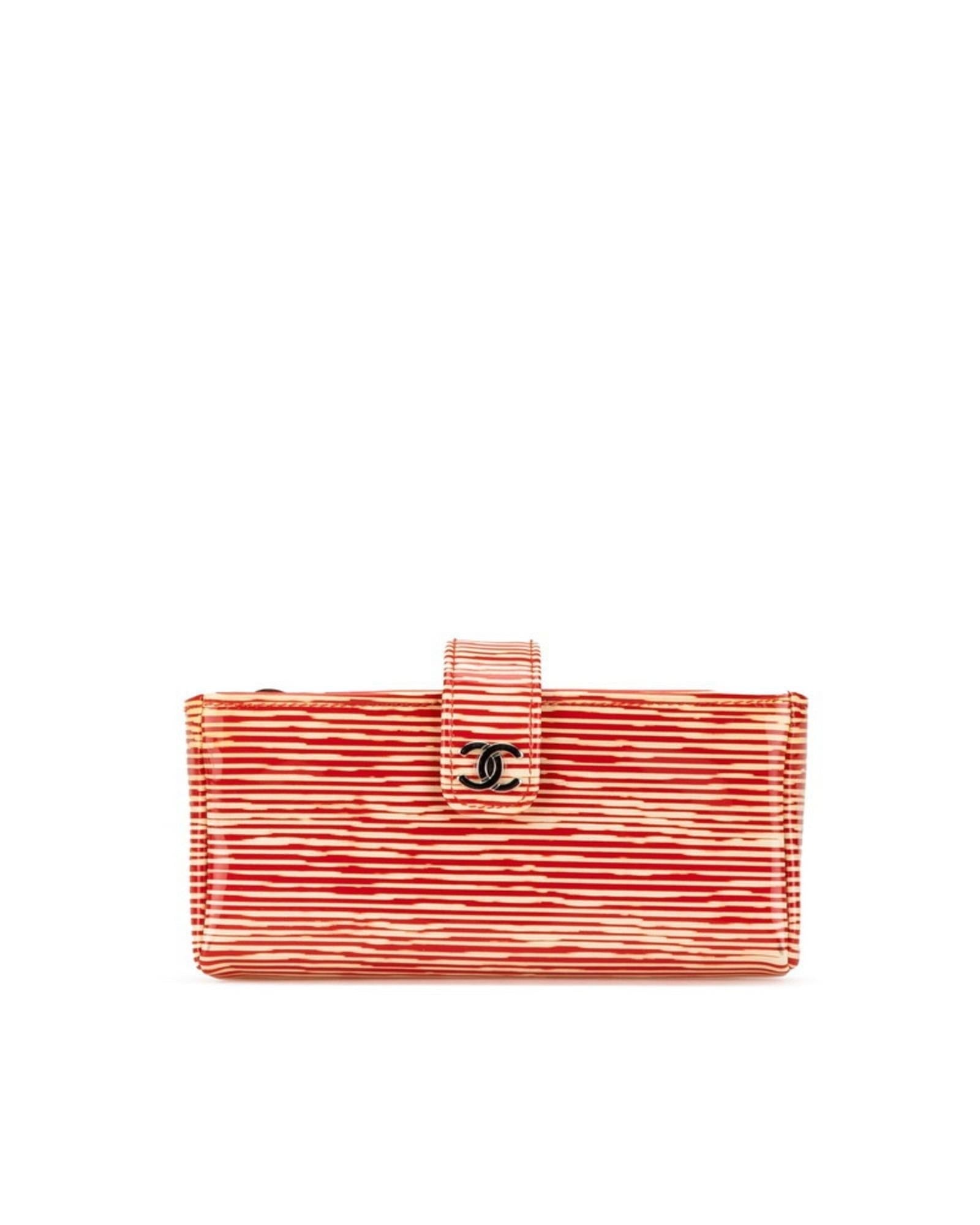 Striped Clutch Patent Leather - Handbag & Wallet Accessories - 12