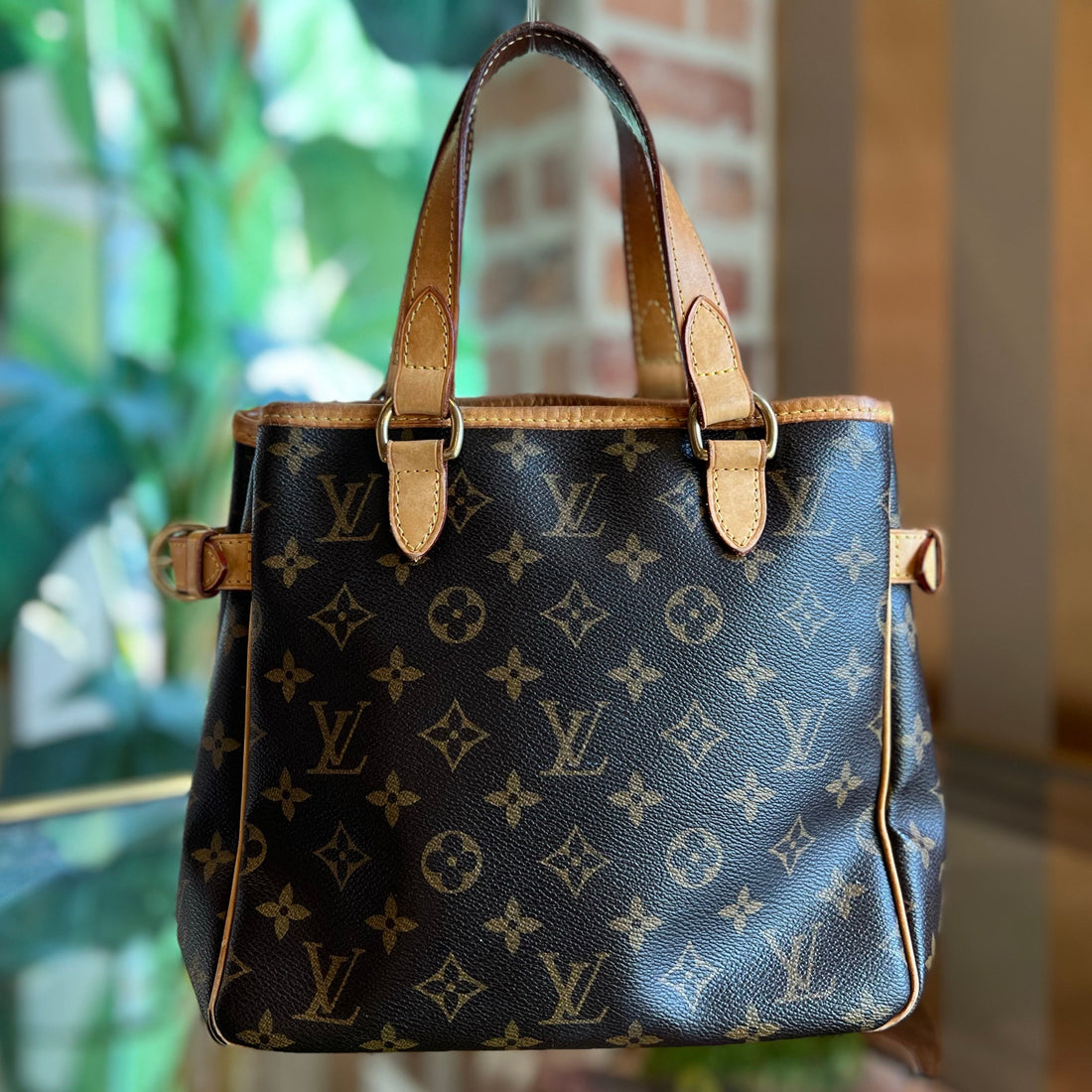 LOUIS VUITTON Batignolles Vertical Monogram Canvas Tote Bag - Shoulder Bag