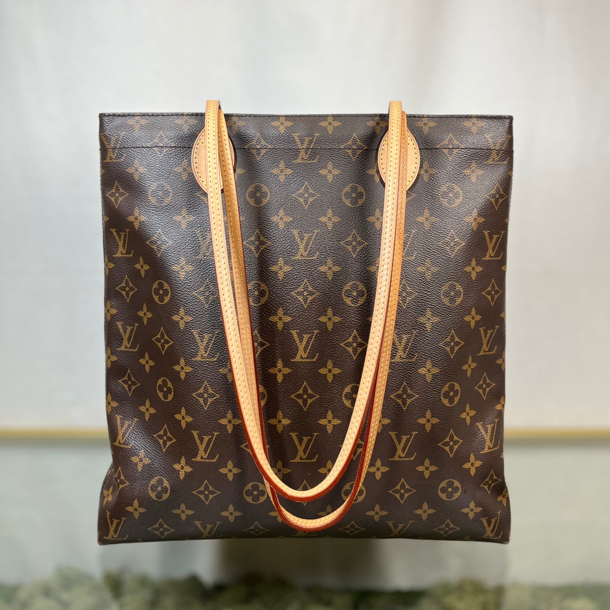 LOUIS VUITTON Carry It Monogram Tote - Tote - 2