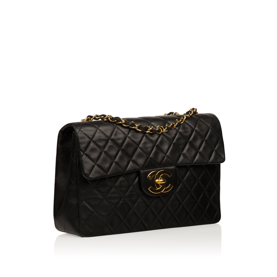 Classic Flap Maxi Jumbo XL - Shoulder Bags