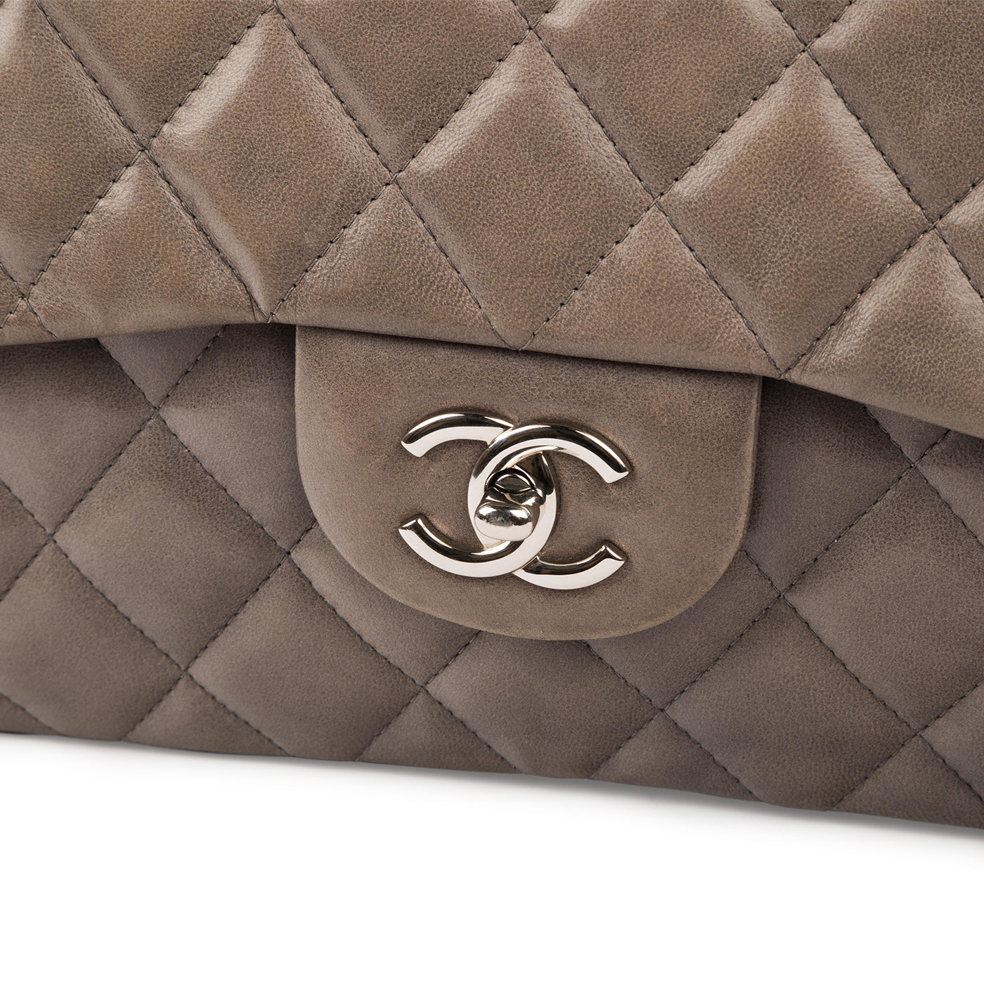Classic Flap Bag - Jumbo - Single Flap - Shoulder Bags - 4
