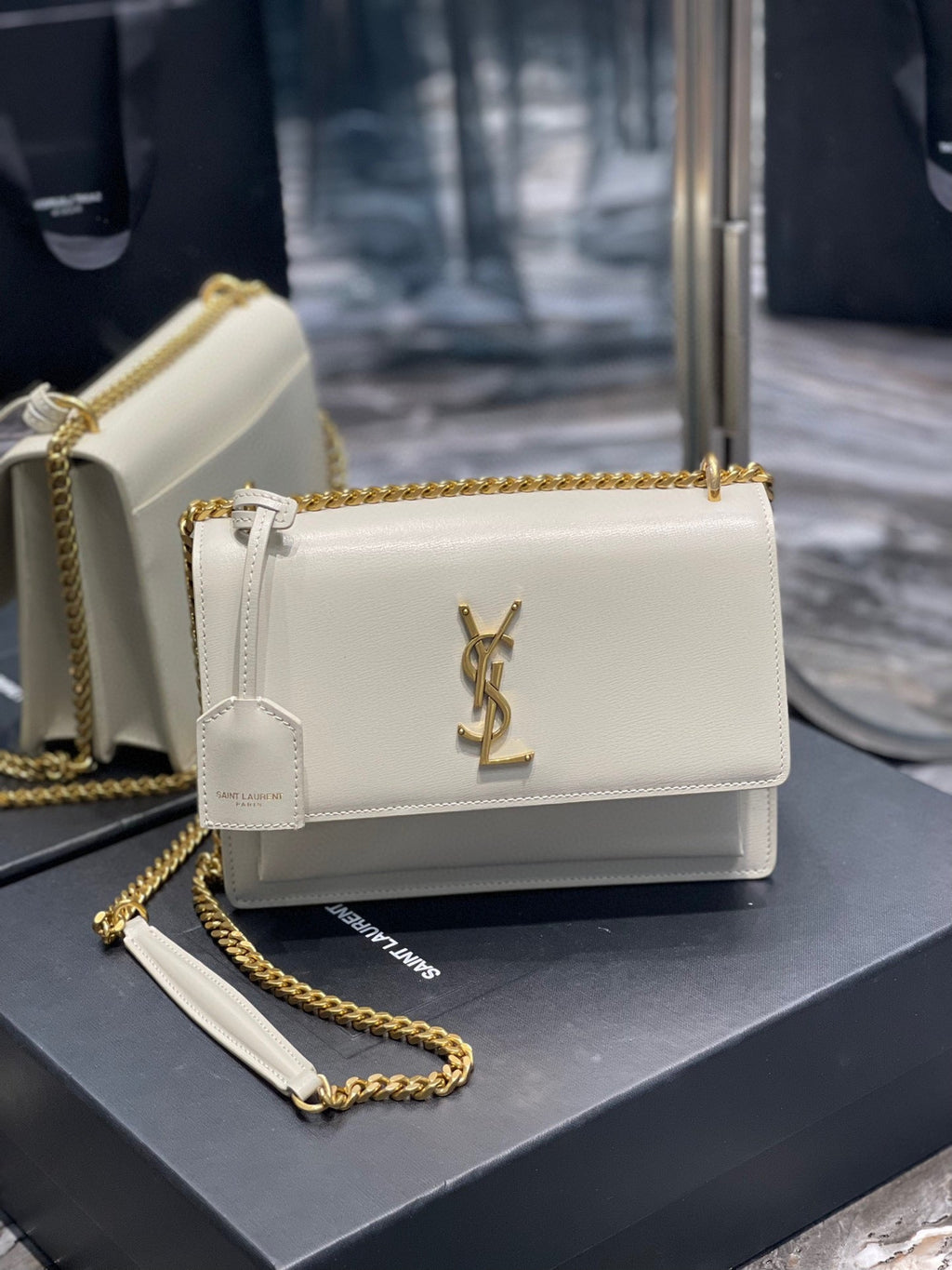 YSL Medium Sunset Bag 22 White Lambskin Gold Tone 22 x 16 x 8cm