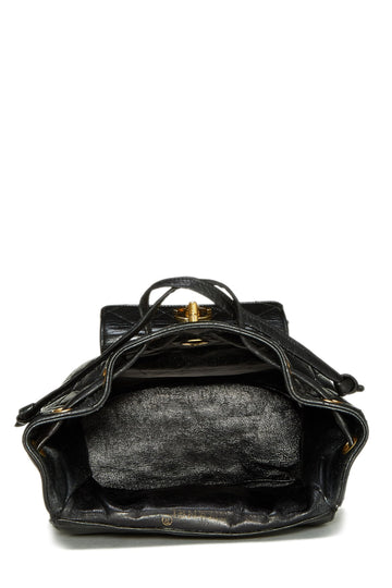 Chl,  Black Quilted Lambskin 'CC' Classic Backpack Medium, Black - Loose Stones