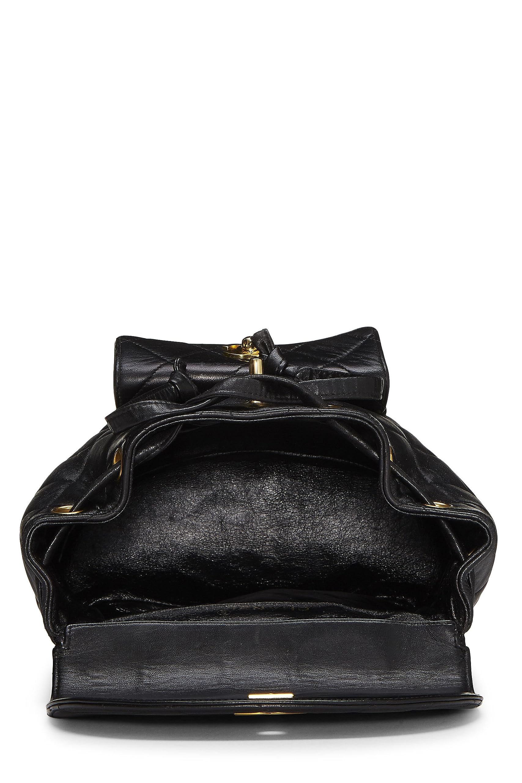 Chl,  Black Quilted Lambskin 'CC' Classic Backpack Small, Black - Loose Stones