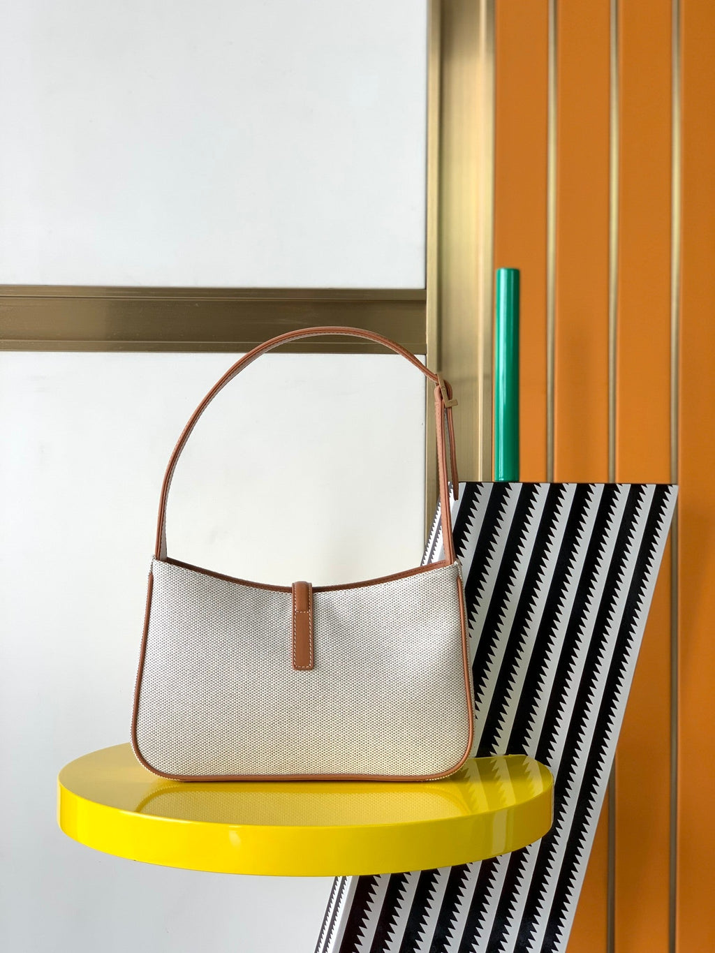 YSL LE 5 ¨¤ 7 in canvas and leather - 23 X 16 X 6.5 CM