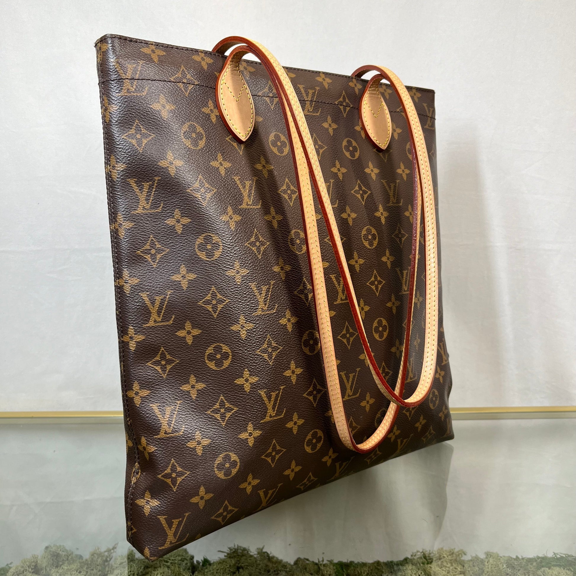 LOUIS VUITTON Carry It Monogram Tote - Tote - 3