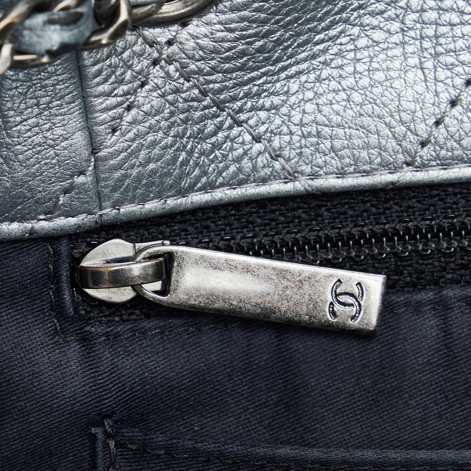 Chanel CC Quilted Drawstring Tote (SHG-VNpdMf) - Handbags - 8