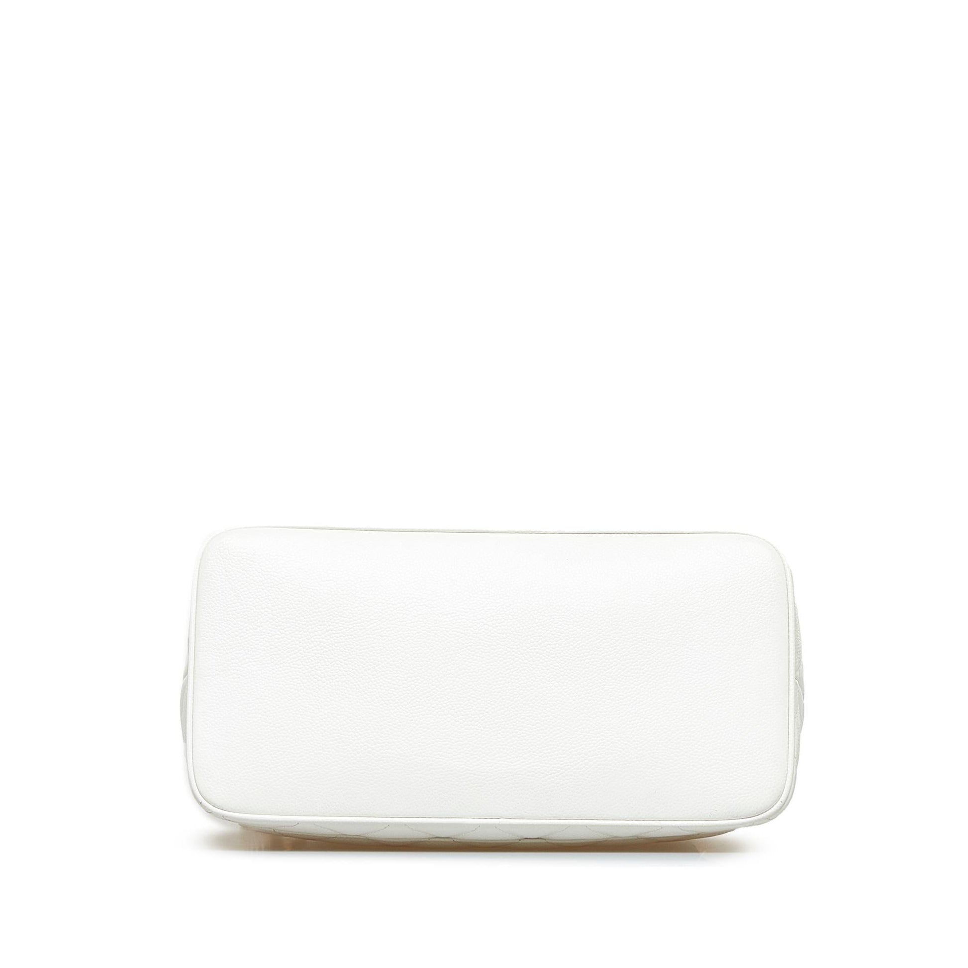 Chanel Caviar Medallion Tote Bag (SHG-9OqBBZ) - Handbags - 3