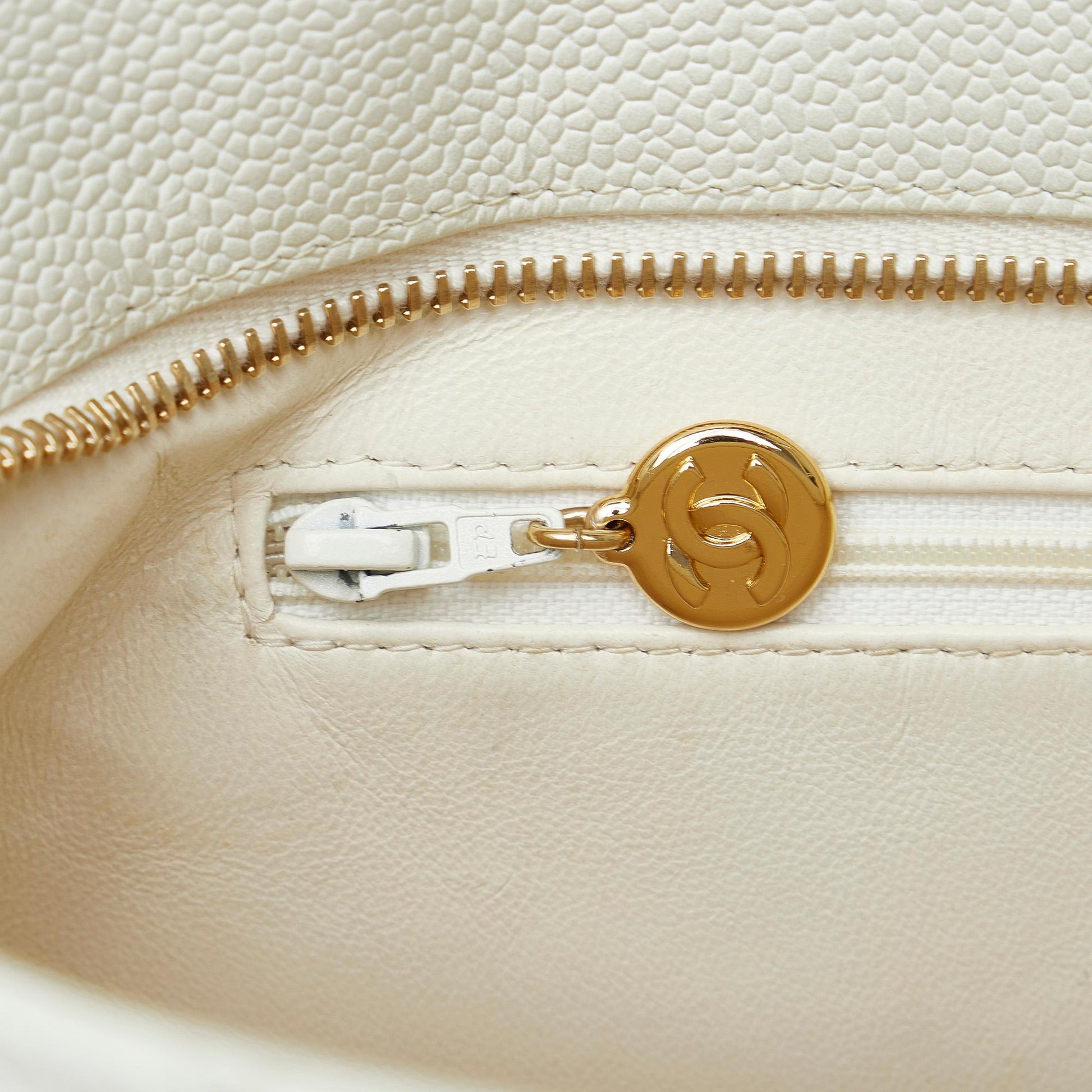 Chanel Caviar Medallion Tote Bag (SHG-9OqBBZ) - Handbags - 9