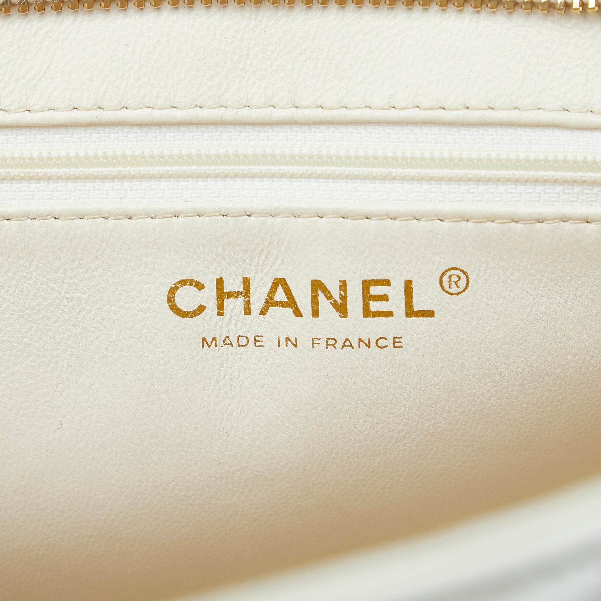 Chanel Caviar Medallion Tote Bag (SHG-9OqBBZ) - Handbags - 6