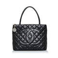 Chanel Caviar Medallion Tote (SHG-CyxjCt) - Handbags - 9