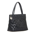 Chanel Caviar Medallion Tote (SHG-coQ4k7) - Handbags - 2