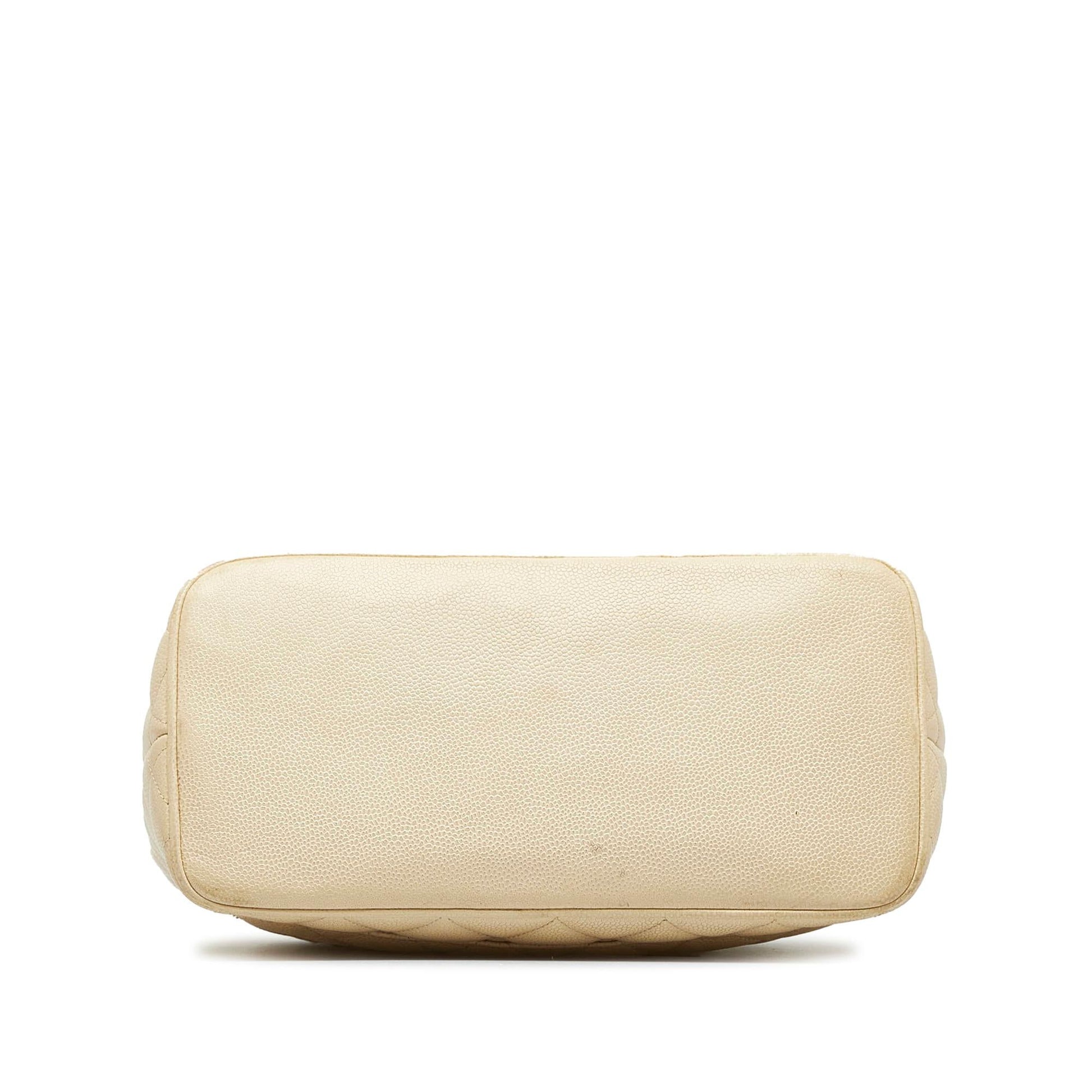 Chanel Caviar Medallion Tote (SHG-tHvBQP) - Handbags - 4