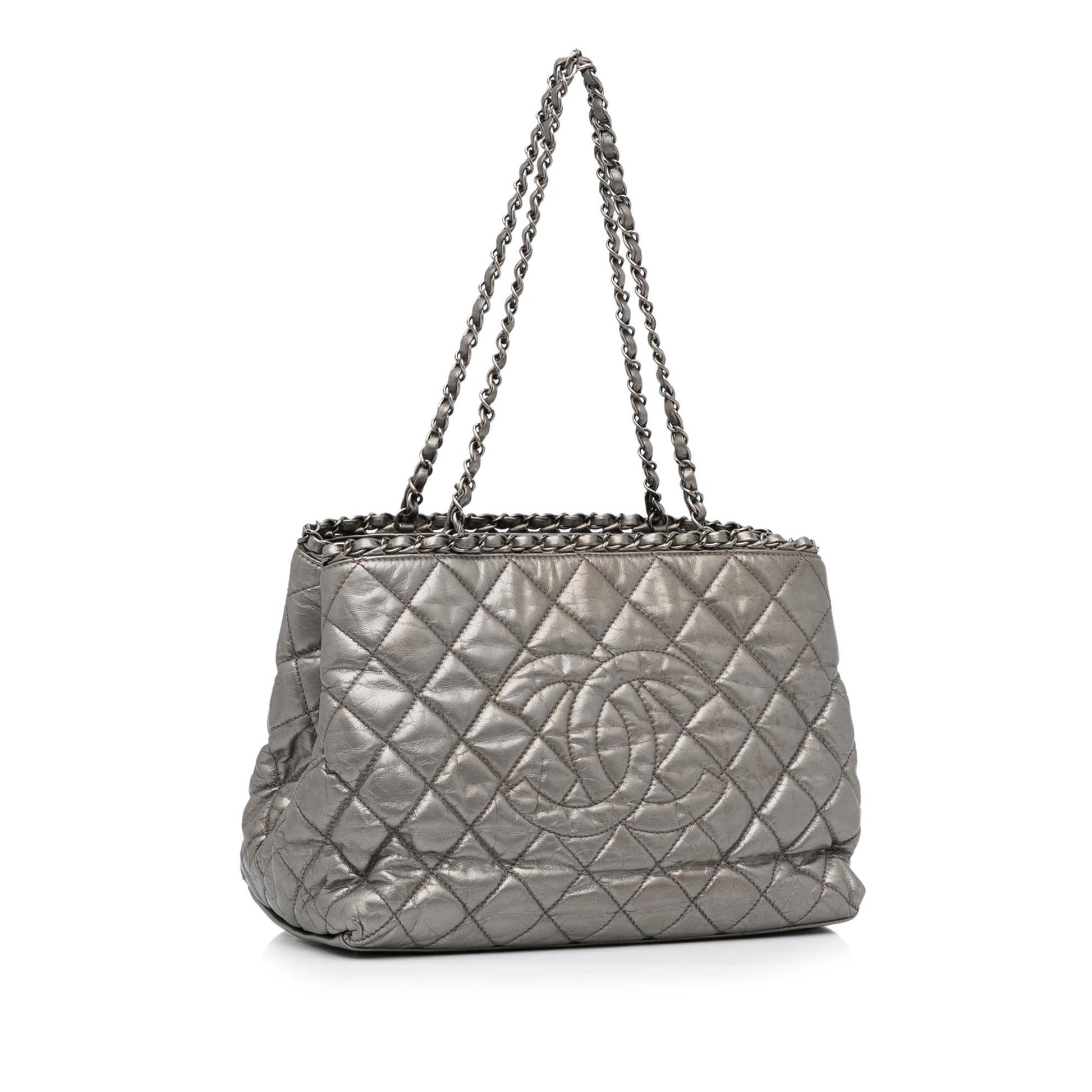 Chanel Chain Me Tote (SHG-XP5TtV) - Handbags - 2