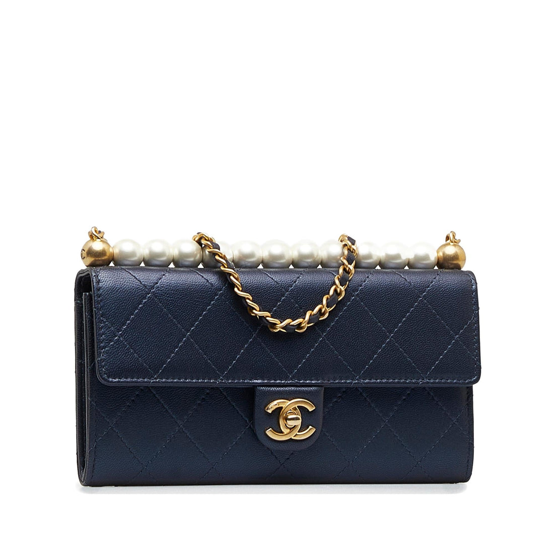 Chanel Goatskin Chic Pearls Clutch With Chain (SHG-6JqQUh) - Handbags