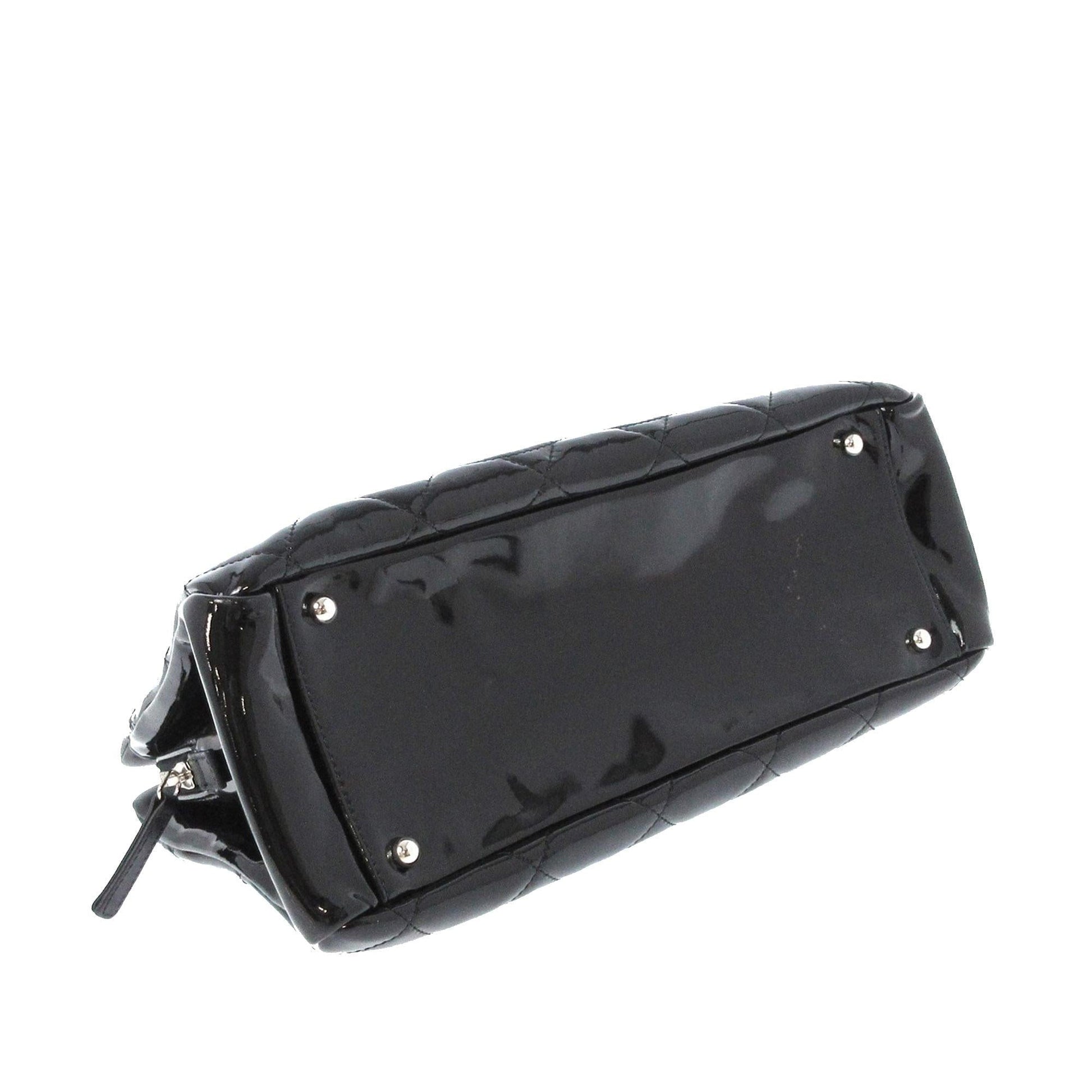 Chanel Medium CC Patent Soft Shopper Tote (SHG-6NWuRM) - Handbags - 4