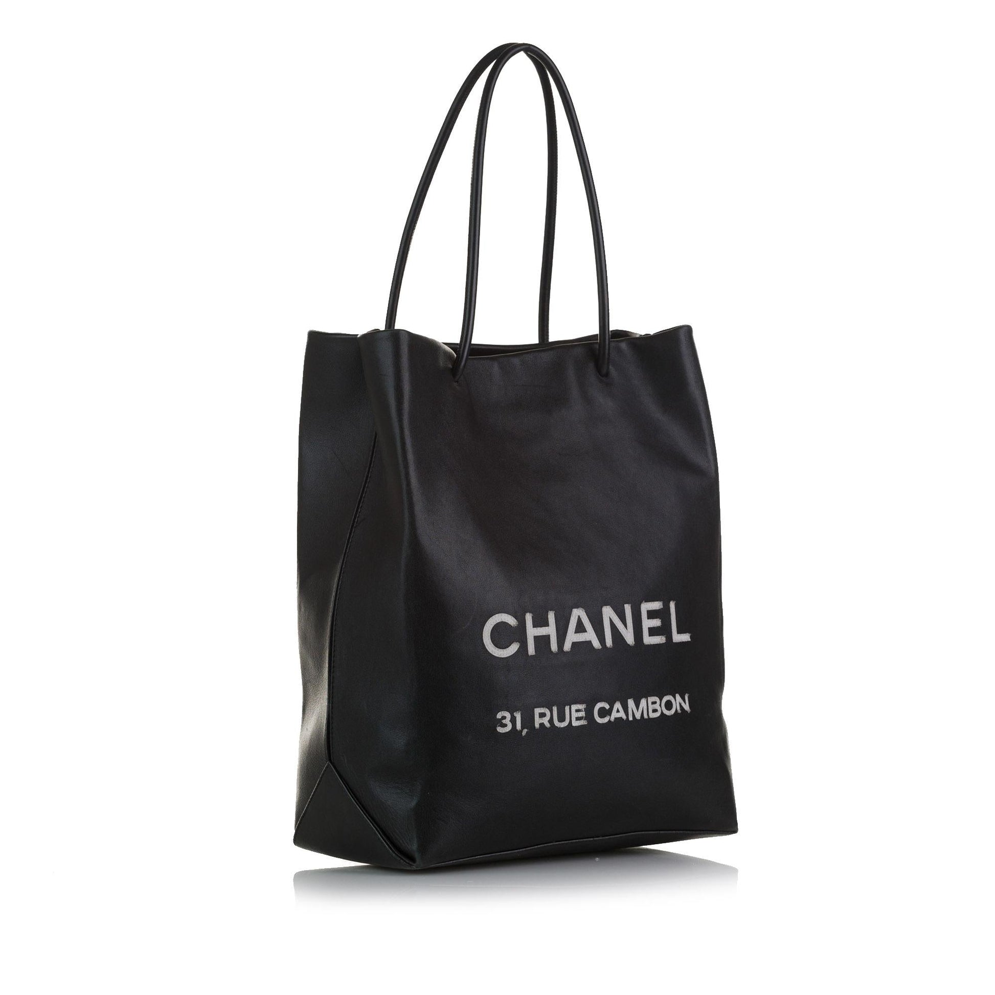 Chanel Medium Essential Shopping Tote (SHG-yBIyGg) - Handbags - 2