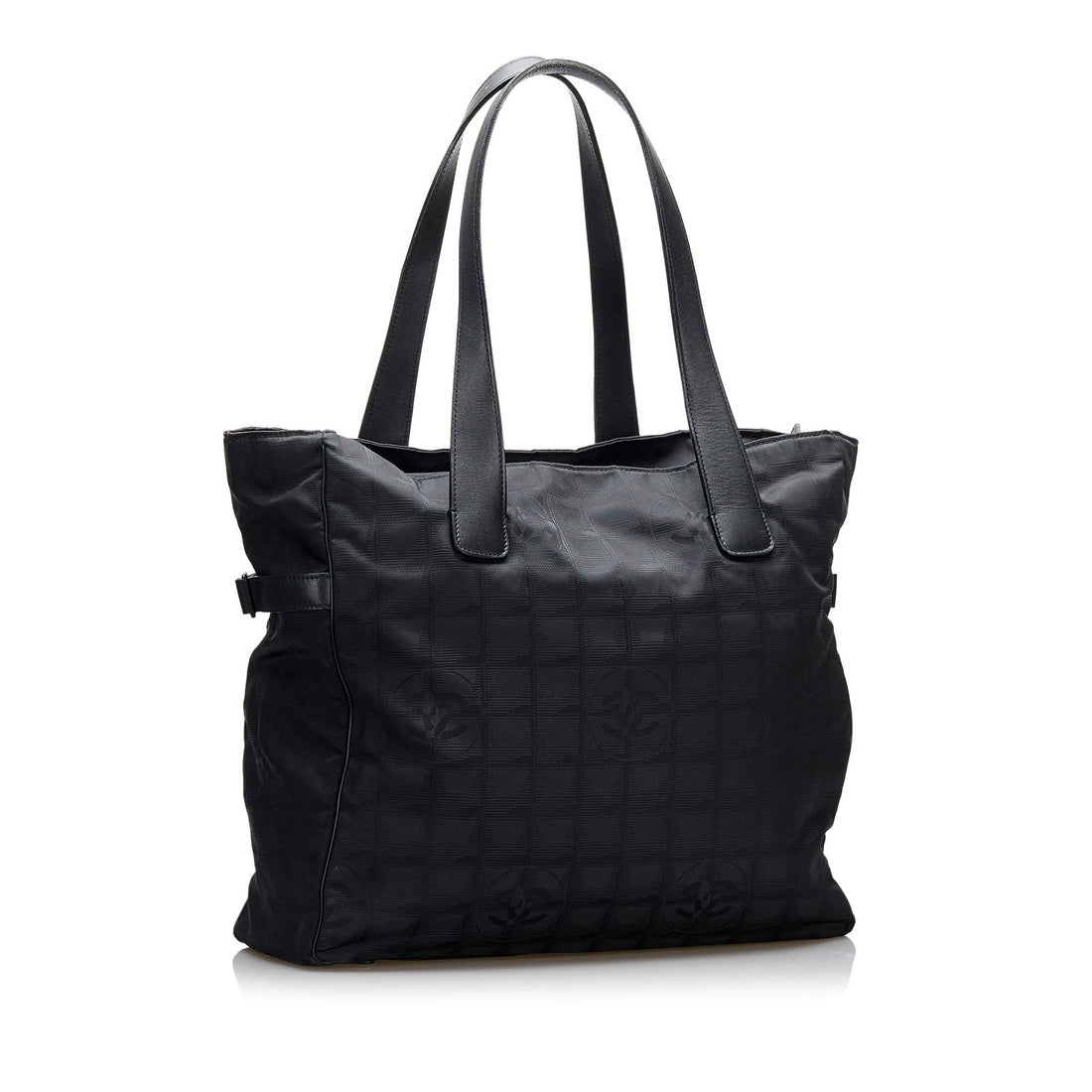 Chanel New Travel Line Tote (SHG-Po5MMk) - Handbags