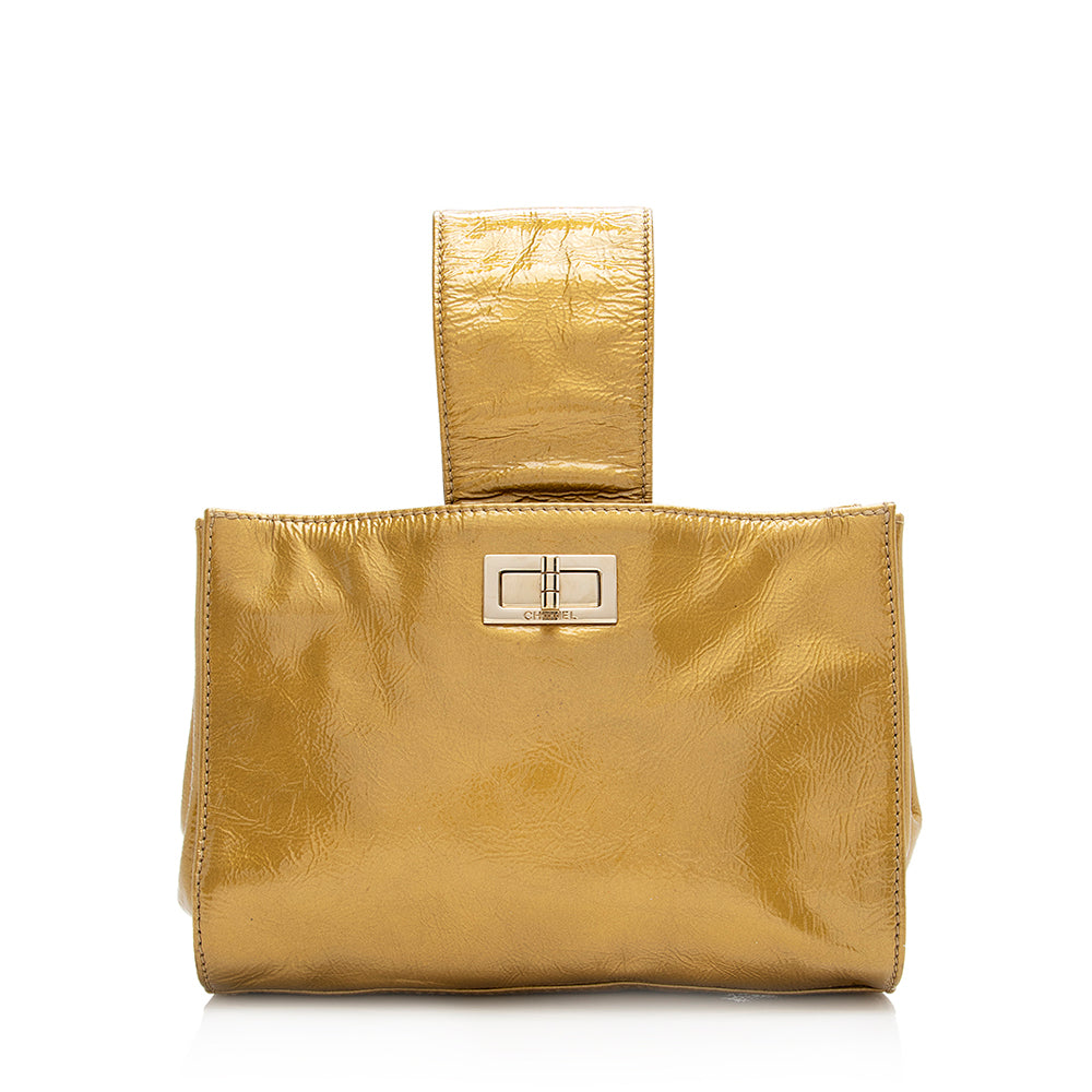 Chanel Patent Leather Reissue 2.55 Clutch (SHF-21218) - Handbags