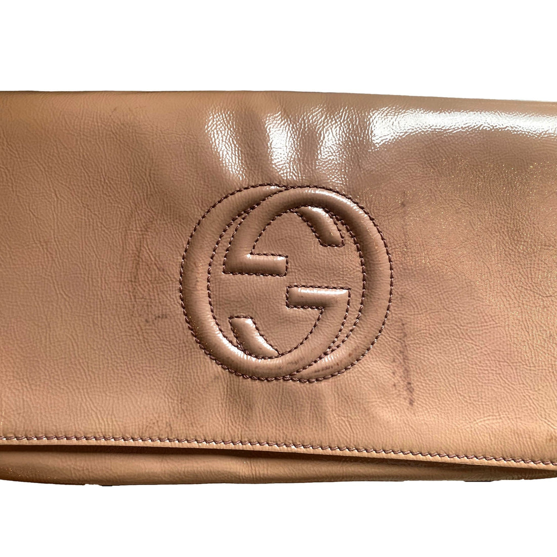Gucci Soft Patent Medium Soho Clutch Dark Cipria - Handbags