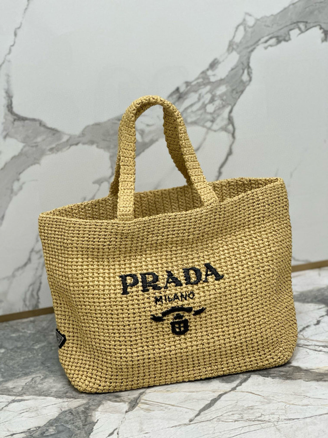 Prada geflochtene Tragetasche Beige Bast