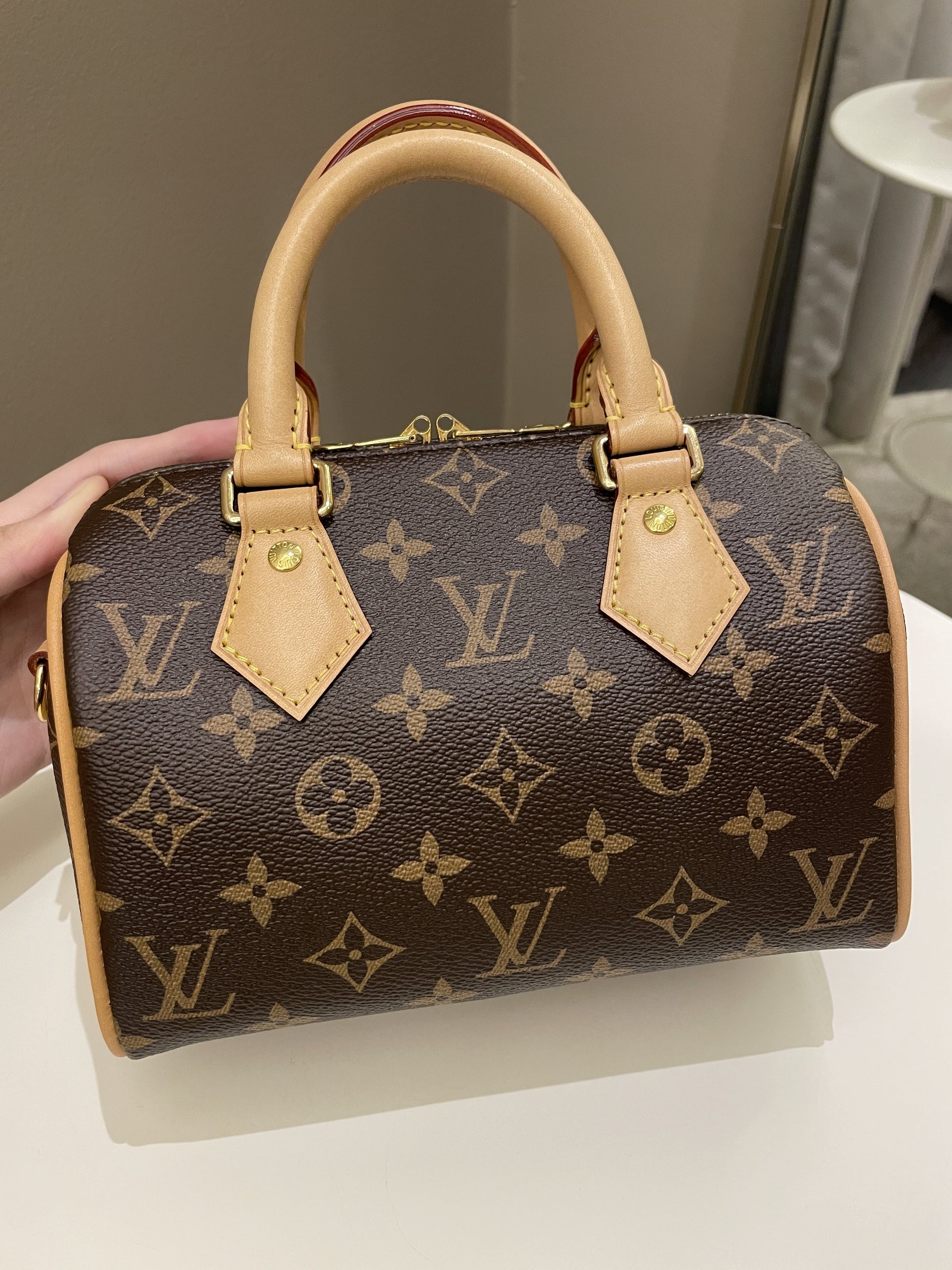 Louis Vuitton Speedy 20 Classic Monogram - Bags - 2