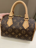 Louis Vuitton Speedy 20 Classic Monogram - Bags - 3