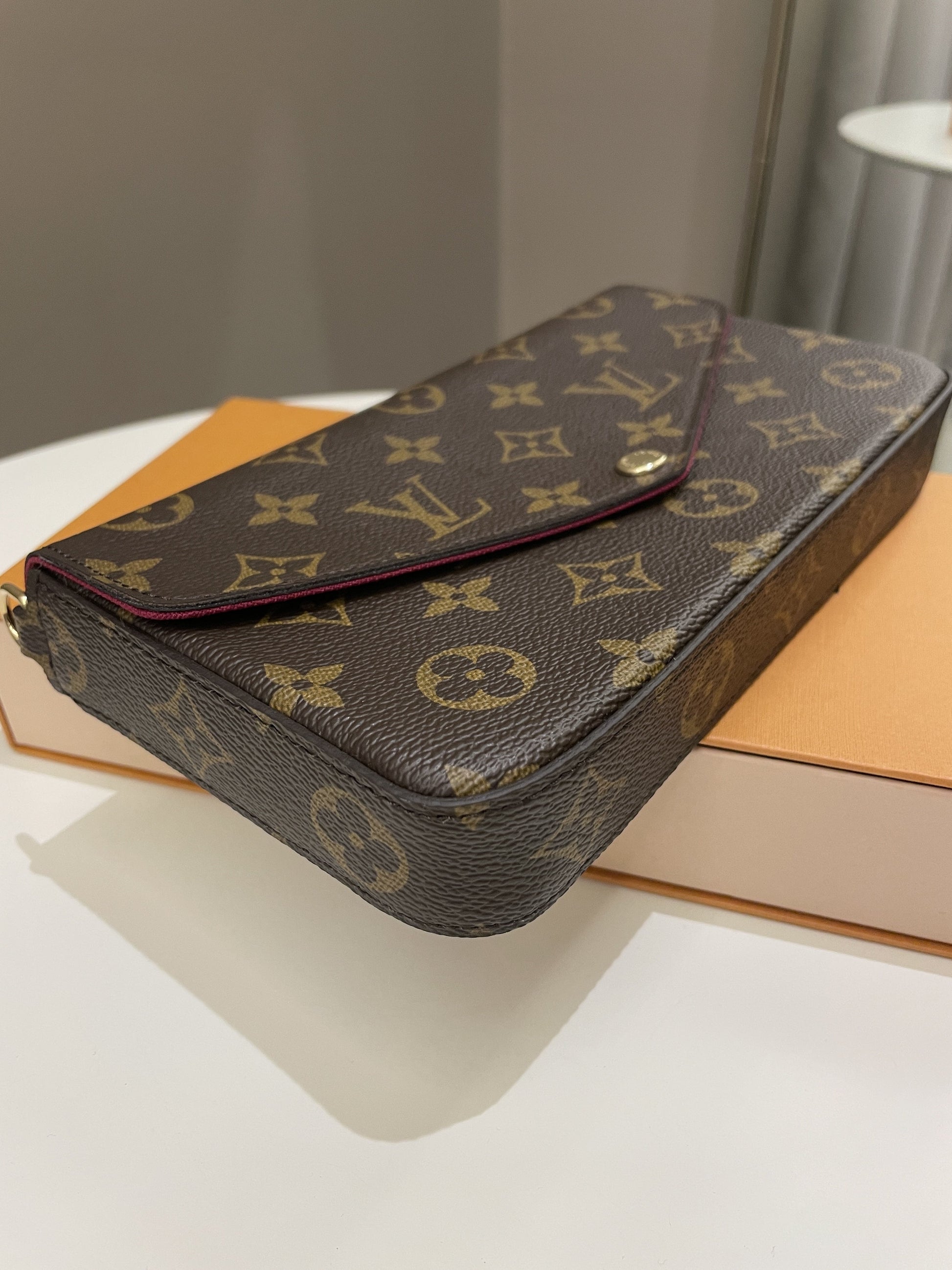 Louis Vuitton Felicie Pochette Classic Monogram Fuchsia - Bags - 8