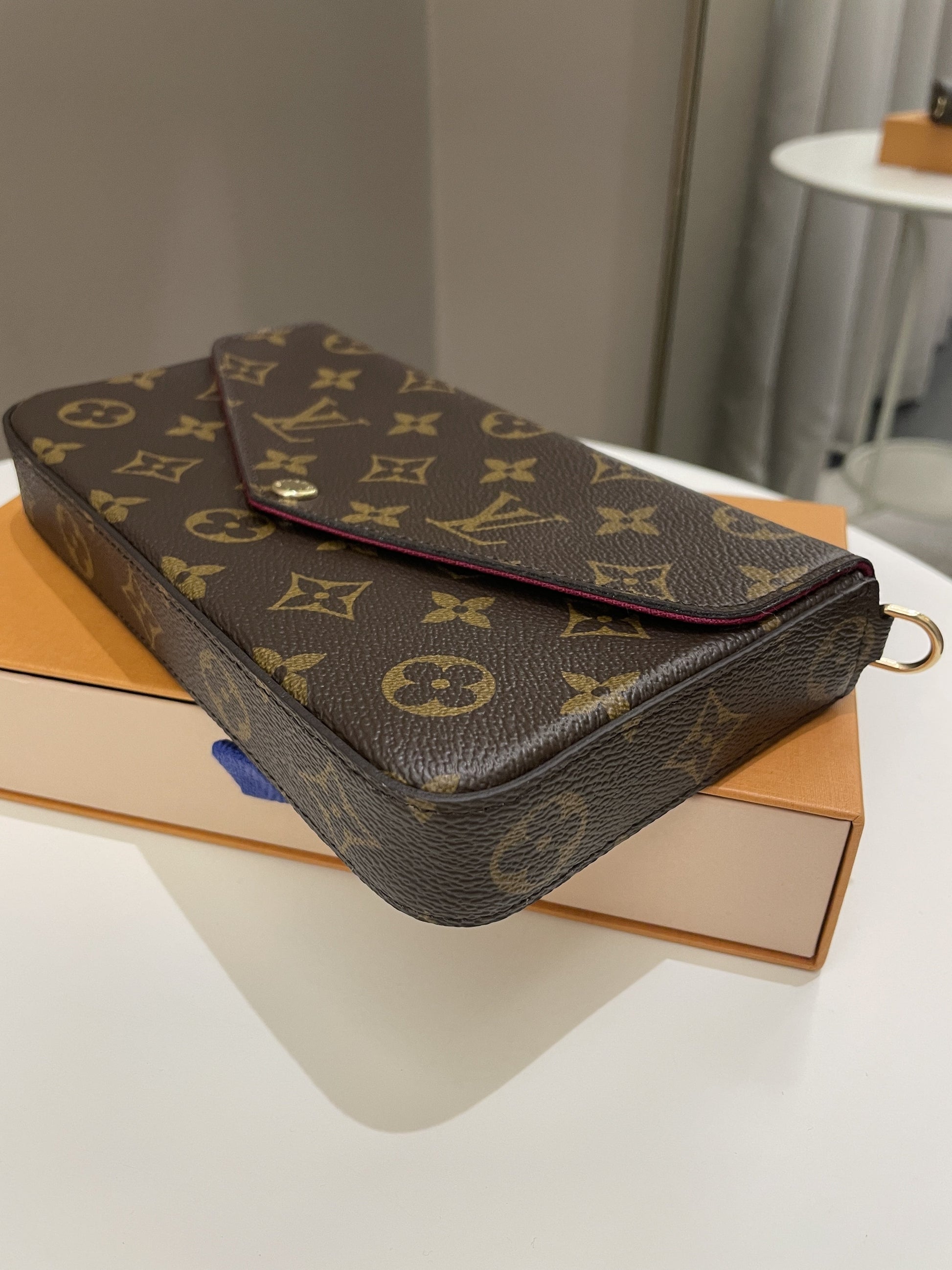 Louis Vuitton Felicie Pochette Classic Monogram Fuchsia - Bags - 9