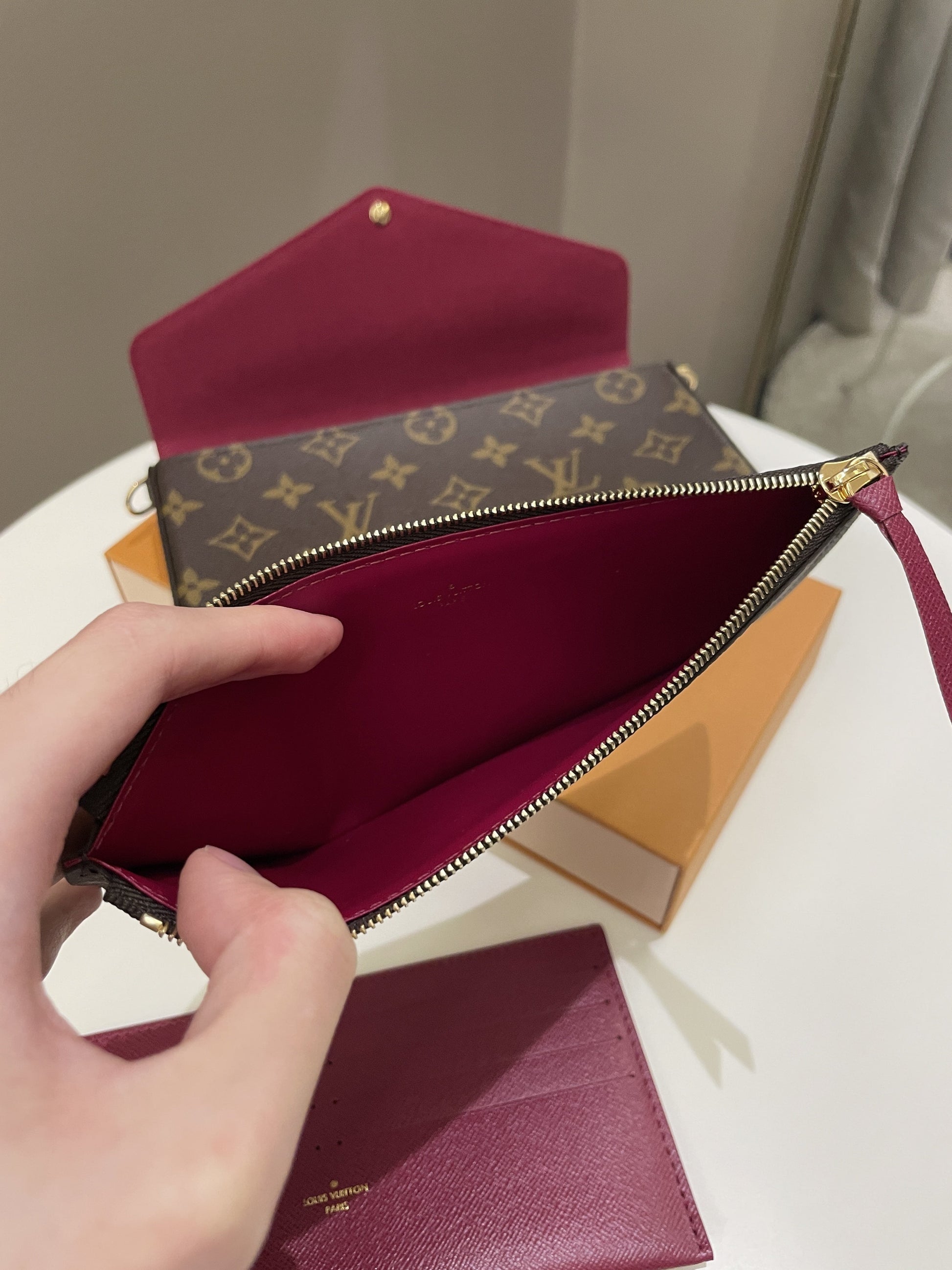 Louis Vuitton Felicie Pochette Classic Monogram Fuchsia - Bags - 23