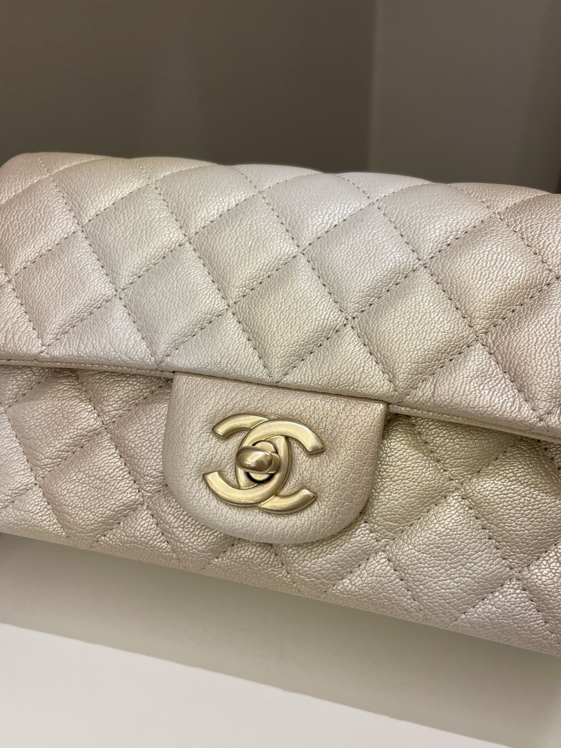Chanel 22C Classic Quilted Mini Rectangular Gold Ombré - Bags - 2